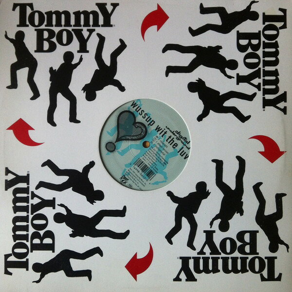・アーティスト Digital Underground ・タイトル Wussup Wit The Luv / Doo Woo You ・レーベル・型番 Tommy Boy TB612 ・フォーマット 12インチレコード ・コンディション(盤) 良い (VG+) ・コンディション(ジャケット) 良い (VG+) ・コンディション(帯) オビなし ・特記事項 サンプル画像です。実際の商品の画像ではありません 商品写真はバーコード/カタログ番号に対応したサンプル画像ですので、お送りする商品の画像ではありません。帯やライナーなどの付属品は、特記事項に記載されている場合のみ含まれます。プロモやカラーレコードなどの仕様についても、該当する場合のみ特記事項に記載しています。 【ご購入前に必ずご確認ください】 ・本店サイト(www.recordcity.jp)とは価格、送料が違います ・本店サイト、その他支店のオーダーとは同梱発送できません ・注文確定後に別の注文を頂いた場合、注文同士の同梱は致しかねます。 ・別倉庫から発送しているため、店頭受け渡しは対応しておりません ・一部商品は他の通販サイトでも販売しているため、ご注文のタイミングによっては商品のご用意ができない場合がございます。 ・土日祝日はお休みです 金曜・祝前日9時以降のご連絡またはご入金は、返答または発送が週明け・祝日明けに順次対応となります。 ・ご購入後のキャンセル不可 ご購入後のキャンセルはいかなる理由においてもお受けできません。ご了承の上、ご購入くださいませ。 ・日本郵便(ゆうパック/ゆうメール)によるお届けになります。 ・中古品であることをご理解ください 当ストアでは中古商品を主に販売しております。中古品であることをご理解の上ご購入ください。また、一部商品はRecordCityオンラインストアで試聴可能です。 ・返品について お客様のご都合による返品は一切承っておりません。 表記の内容と実際の商品に相違がある場合、また針飛び等で返品・返金をご希望される場合は、商品の到着後1週間以内にご連絡ください。商品の返送をこちらで確認後、キャンセル・返金を行います。 コンディションVG以下の商品は返品できません。プレイに影響のない表面のこすれ傷、プレス起因のノイズ盤は返品の対象外です。 【コンディション表記】 ・ほぼ新品(M-)(Like New) 完全な新品。未使用。当店ではほぼ使用しません ・非常に良い(EX)(Excellent) 中古盤として美品な状態。わずかな経年を感じるものの傷みを感じさせない、当店基準で最高の状態 ・良い(VG+)(Very Good Plus) 丁寧に扱われた中古品で、軽い使用感がみられる。 ・可(VG)(Acceptable) 使い込まれた中古品で、「良い」よりもさらに使用感がみられる。 ・悪い(VG-)(Bad) 状態が悪いアイテム。使用の保障はなく、再生不可、針飛び、目立つノイズがあるかもしれない。状態によるクレーム不可。返品不可。 ・非常に悪い(G)(Very Bad) 「悪い」よりさらに状態が悪いアイテム。使用の保障はなく、再生不可、針飛び、目立つノイズがあるかもしれない。状態によるクレーム不可。返品不可。 ・ジャンク(Fair)(Junk/Fair) 割れている、反っている、水ダメージがある、カビ、ジャケットが分離している、ひどい書き込み、ひどい擦れなど最低の状態。使用の保障はなく、再生不可、針飛び、目立つノイズがあるかもしれない。状態によるクレーム不可。返品不可。 ・ジャンク(Poor)(Junk/Poor) 割れている、反っている、水ダメージがある、カビ、ジャケットが分離している、ひどい書き込み、ひどい擦れなど最低の状態。使用の保障はなく、再生不可、針飛び、目立つノイズがあるかもしれない。状態によるクレーム不可。返品不可。