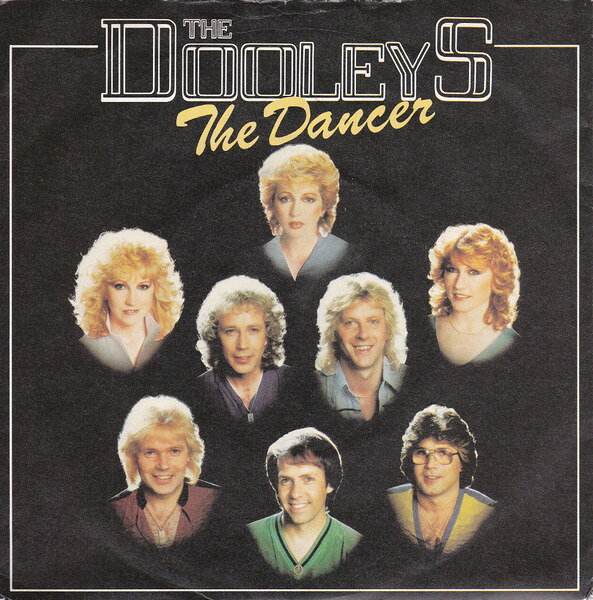 ・アーティスト Dooleys ・タイトル The Dancer ・レーベル・型番 Epic, GTO EPCA1813 ・フォーマット 7インチレコード ・コンディション(盤) 良い (VG+) ・コンディション(ジャケット) 良い (VG+) ・コンディション(帯) オビなし ・特記事項 【カバーにキズ/ダメージ】【盤に薄い跡】 サンプル画像です。実際の商品の画像ではありません 商品写真はバーコード/カタログ番号に対応したサンプル画像ですので、お送りする商品の画像ではありません。帯やライナーなどの付属品は、特記事項に記載されている場合のみ含まれます。プロモやカラーレコードなどの仕様についても、該当する場合のみ特記事項に記載しています。 【ご購入前に必ずご確認ください】 ・本店サイト(www.recordcity.jp)とは価格、送料が違います ・本店サイト、その他支店のオーダーとは同梱発送できません ・注文確定後に別の注文を頂いた場合、注文同士の同梱は致しかねます。 ・別倉庫から発送しているため、店頭受け渡しは対応しておりません ・一部商品は他の通販サイトでも販売しているため、ご注文のタイミングによっては商品のご用意ができない場合がございます。 ・土日祝日はお休みです 金曜・祝前日9時以降のご連絡またはご入金は、返答または発送が週明け・祝日明けに順次対応となります。 ・ご購入後のキャンセル不可 ご購入後のキャンセルはいかなる理由においてもお受けできません。ご了承の上、ご購入くださいませ。 ・日本郵便(ゆうパック/ゆうメール)によるお届けになります。 ・中古品であることをご理解ください 当ストアでは中古商品を主に販売しております。中古品であることをご理解の上ご購入ください。また、一部商品はRecordCityオンラインストアで試聴可能です。 ・返品について お客様のご都合による返品は一切承っておりません。 表記の内容と実際の商品に相違がある場合、また針飛び等で返品・返金をご希望される場合は、商品の到着後1週間以内にご連絡ください。商品の返送をこちらで確認後、キャンセル・返金を行います。 コンディションVG以下の商品は返品できません。プレイに影響のない表面のこすれ傷、プレス起因のノイズ盤は返品の対象外です。 【コンディション表記】 ・ほぼ新品(M-)(Like New) 完全な新品。未使用。当店ではほぼ使用しません ・非常に良い(EX)(Excellent) 中古盤として美品な状態。わずかな経年を感じるものの傷みを感じさせない、当店基準で最高の状態 ・良い(VG+)(Very Good Plus) 丁寧に扱われた中古品で、軽い使用感がみられる。 ・可(VG)(Acceptable) 使い込まれた中古品で、「良い」よりもさらに使用感がみられる。 ・悪い(VG-)(Bad) 状態が悪いアイテム。使用の保障はなく、再生不可、針飛び、目立つノイズがあるかもしれない。状態によるクレーム不可。返品不可。 ・非常に悪い(G)(Very Bad) 「悪い」よりさらに状態が悪いアイテム。使用の保障はなく、再生不可、針飛び、目立つノイズがあるかもしれない。状態によるクレーム不可。返品不可。 ・ジャンク(Fair)(Junk/Fair) 割れている、反っている、水ダメージがある、カビ、ジャケットが分離している、ひどい書き込み、ひどい擦れなど最低の状態。使用の保障はなく、再生不可、針飛び、目立つノイズがあるかもしれない。状態によるクレーム不可。返品不可。 ・ジャンク(Poor)(Junk/Poor) 割れている、反っている、水ダメージがある、カビ、ジャケットが分離している、ひどい書き込み、ひどい擦れなど最低の状態。使用の保障はなく、再生不可、針飛び、目立つノイズがあるかもしれない。状態によるクレーム不可。返品不可。