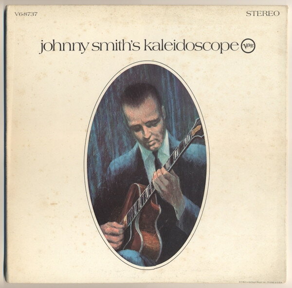 ・アーティスト Johnny Smith ・タイトル Johnny Smith's Kaleidoscope ・レーベル・型番 Verve Records V68737 ・フォーマット LPレコード ・コンディション(盤) 良い (VG+) ・コンディション(ジャケット) 可 (VG) ・コンディション(帯) オビなし ・特記事項 【カバー汚れ】 サンプル画像です。実際の商品の画像ではありません 商品写真はバーコード/カタログ番号に対応したサンプル画像ですので、お送りする商品の画像ではありません。帯やライナーなどの付属品は、特記事項に記載されている場合のみ含まれます。プロモやカラーレコードなどの仕様についても、該当する場合のみ特記事項に記載しています。 【ご購入前に必ずご確認ください】 ・本店サイト(www.recordcity.jp)とは価格、送料が違います ・本店サイト、その他支店のオーダーとは同梱発送できません ・注文確定後に別の注文を頂いた場合、注文同士の同梱は致しかねます。 ・別倉庫から発送しているため、店頭受け渡しは対応しておりません ・一部商品は他の通販サイトでも販売しているため、ご注文のタイミングによっては商品のご用意ができない場合がございます。 ・土日祝日はお休みです 金曜・祝前日9時以降のご連絡またはご入金は、返答または発送が週明け・祝日明けに順次対応となります。 ・ご購入後のキャンセル不可 ご購入後のキャンセルはいかなる理由においてもお受けできません。ご了承の上、ご購入くださいませ。 ・日本郵便(ゆうパック/ゆうメール)によるお届けになります。 ・中古品であることをご理解ください 当ストアでは中古商品を主に販売しております。中古品であることをご理解の上ご購入ください。また、一部商品はRecordCityオンラインストアで試聴可能です。 ・返品について お客様のご都合による返品は一切承っておりません。 表記の内容と実際の商品に相違がある場合、また針飛び等で返品・返金をご希望される場合は、商品の到着後1週間以内にご連絡ください。商品の返送をこちらで確認後、キャンセル・返金を行います。 コンディションVG以下の商品は返品できません。プレイに影響のない表面のこすれ傷、プレス起因のノイズ盤は返品の対象外です。 【コンディション表記】 ・ほぼ新品(M-)(Like New) 完全な新品。未使用。当店ではほぼ使用しません ・非常に良い(EX)(Excellent) 中古盤として美品な状態。わずかな経年を感じるものの傷みを感じさせない、当店基準で最高の状態 ・良い(VG+)(Very Good Plus) 丁寧に扱われた中古品で、軽い使用感がみられる。 ・可(VG)(Acceptable) 使い込まれた中古品で、「良い」よりもさらに使用感がみられる。 ・悪い(VG-)(Bad) 状態が悪いアイテム。使用の保障はなく、再生不可、針飛び、目立つノイズがあるかもしれない。状態によるクレーム不可。返品不可。 ・非常に悪い(G)(Very Bad) 「悪い」よりさらに状態が悪いアイテム。使用の保障はなく、再生不可、針飛び、目立つノイズがあるかもしれない。状態によるクレーム不可。返品不可。 ・ジャンク(Fair)(Junk/Fair) 割れている、反っている、水ダメージがある、カビ、ジャケットが分離している、ひどい書き込み、ひどい擦れなど最低の状態。使用の保障はなく、再生不可、針飛び、目立つノイズがあるかもしれない。状態によるクレーム不可。返品不可。 ・ジャンク(Poor)(Junk/Poor) 割れている、反っている、水ダメージがある、カビ、ジャケットが分離している、ひどい書き込み、ひどい擦れなど最低の状態。使用の保障はなく、再生不可、針飛び、目立つノイズがあるかもしれない。状態によるクレーム不可。返品不可。