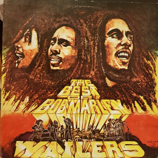 ・アーティスト Bob Marley & The Wailers ・タイトル Best Of Bob Marley & The Wailers ・レーベル・型番 Studio One FCD127 ・フォーマット LPレコード ・コンディション(盤) 良い (VG+) ・コンディション(ジャケット) 良い (VG+) ・コンディション(帯) オビなし ・特記事項 【カバーにキズ/ダメージ】【盤に薄い跡】 サンプル画像です。実際の商品の画像ではありません 商品写真はバーコード/カタログ番号に対応したサンプル画像ですので、お送りする商品の画像ではありません。帯やライナーなどの付属品は、特記事項に記載されている場合のみ含まれます。プロモやカラーレコードなどの仕様についても、該当する場合のみ特記事項に記載しています。 【ご購入前に必ずご確認ください】 ・本店サイト(www.recordcity.jp)とは価格、送料が違います ・本店サイト、その他支店のオーダーとは同梱発送できません ・注文確定後に別の注文を頂いた場合、注文同士の同梱は致しかねます。 ・別倉庫から発送しているため、店頭受け渡しは対応しておりません ・一部商品は他の通販サイトでも販売しているため、ご注文のタイミングによっては商品のご用意ができない場合がございます。 ・土日祝日はお休みです 金曜・祝前日9時以降のご連絡またはご入金は、返答または発送が週明け・祝日明けに順次対応となります。 ・ご購入後のキャンセル不可 ご購入後のキャンセルはいかなる理由においてもお受けできません。ご了承の上、ご購入くださいませ。 ・日本郵便(ゆうパック/ゆうメール)によるお届けになります。 ・中古品であることをご理解ください 当ストアでは中古商品を主に販売しております。中古品であることをご理解の上ご購入ください。また、一部商品はRecordCityオンラインストアで試聴可能です。 ・返品について お客様のご都合による返品は一切承っておりません。 表記の内容と実際の商品に相違がある場合、また針飛び等で返品・返金をご希望される場合は、商品の到着後1週間以内にご連絡ください。商品の返送をこちらで確認後、キャンセル・返金を行います。 コンディションVG以下の商品は返品できません。プレイに影響のない表面のこすれ傷、プレス起因のノイズ盤は返品の対象外です。 【コンディション表記】 ・ほぼ新品(M-)(Like New) 完全な新品。未使用。当店ではほぼ使用しません ・非常に良い(EX)(Excellent) 中古盤として美品な状態。わずかな経年を感じるものの傷みを感じさせない、当店基準で最高の状態 ・良い(VG+)(Very Good Plus) 丁寧に扱われた中古品で、軽い使用感がみられる。 ・可(VG)(Acceptable) 使い込まれた中古品で、「良い」よりもさらに使用感がみられる。 ・悪い(VG-)(Bad) 状態が悪いアイテム。使用の保障はなく、再生不可、針飛び、目立つノイズがあるかもしれない。状態によるクレーム不可。返品不可。 ・非常に悪い(G)(Very Bad) 「悪い」よりさらに状態が悪いアイテム。使用の保障はなく、再生不可、針飛び、目立つノイズがあるかもしれない。状態によるクレーム不可。返品不可。 ・ジャンク(Fair)(Junk/Fair) 割れている、反っている、水ダメージがある、カビ、ジャケットが分離している、ひどい書き込み、ひどい擦れなど最低の状態。使用の保障はなく、再生不可、針飛び、目立つノイズがあるかもしれない。状態によるクレーム不可。返品不可。 ・ジャンク(Poor)(Junk/Poor) 割れている、反っている、水ダメージがある、カビ、ジャケットが分離している、ひどい書き込み、ひどい擦れなど最低の状態。使用の保障はなく、再生不可、針飛び、目立つノイズがあるかもしれない。状態によるクレーム不可。返品不可。