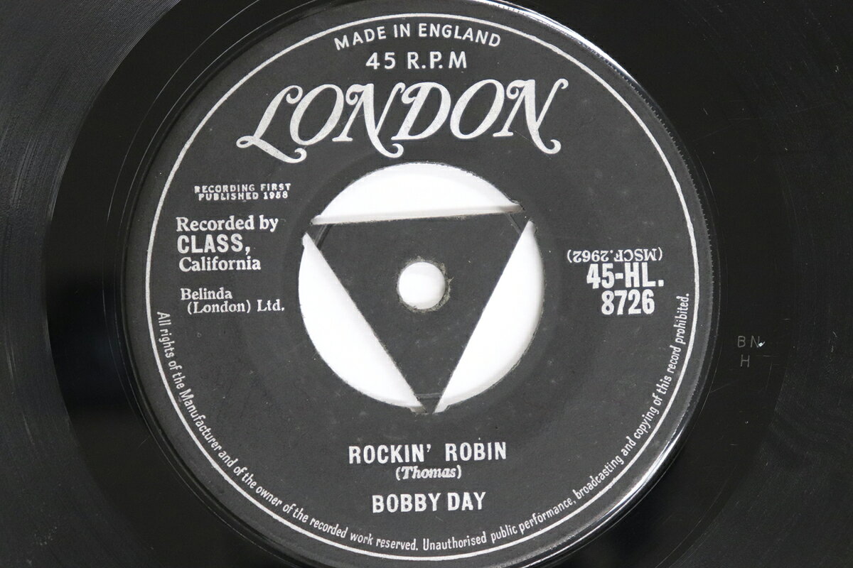 ・アーティスト Bobby Day ・タイトル Rockin Robin / Over And Over ・レーベル・型番 LONDON RECORDS 45HL8726 ・フォーマット 7インチレコード ・コンディション(盤) 良い (VG+) ・コンディション(ジャケット) ・コンディション(帯) オビなし ・特記事項 【盤に薄い跡】【盤に短いヘアライン】 実際に発送される商品の画像です 【ご購入前に必ずご確認ください】 ・本店サイト(www.recordcity.jp)とは価格、送料が違います ・本店サイト、その他支店のオーダーとは同梱発送できません ・注文確定後に別の注文を頂いた場合、注文同士の同梱は致しかねます。 ・別倉庫から発送しているため、店頭受け渡しは対応しておりません ・一部商品は他の通販サイトでも販売しているため、ご注文のタイミングによっては商品のご用意ができない場合がございます。 ・土日祝日はお休みです 金曜・祝前日9時以降のご連絡またはご入金は、返答または発送が週明け・祝日明けに順次対応となります。 ・ご購入後のキャンセル不可 ご購入後のキャンセルはいかなる理由においてもお受けできません。ご了承の上、ご購入くださいませ。 ・日本郵便(ゆうパック/ゆうメール)によるお届けになります。 ・中古品であることをご理解ください 当ストアでは中古商品を主に販売しております。中古品であることをご理解の上ご購入ください。また、一部商品はRecordCityオンラインストアで試聴可能です。 ・返品について お客様のご都合による返品は一切承っておりません。 表記の内容と実際の商品に相違がある場合、また針飛び等で返品・返金をご希望される場合は、商品の到着後1週間以内にご連絡ください。商品の返送をこちらで確認後、キャンセル・返金を行います。 コンディションVG以下の商品は返品できません。プレイに影響のない表面のこすれ傷、プレス起因のノイズ盤は返品の対象外です。 【コンディション表記】 ・ほぼ新品(M-)(Like New) 完全な新品。未使用。当店ではほぼ使用しません ・非常に良い(EX)(Excellent) 中古盤として美品な状態。わずかな経年を感じるものの傷みを感じさせない、当店基準で最高の状態 ・良い(VG+)(Very Good Plus) 丁寧に扱われた中古品で、軽い使用感がみられる。 ・可(VG)(Acceptable) 使い込まれた中古品で、「良い」よりもさらに使用感がみられる。 ・悪い(VG-)(Bad) 状態が悪いアイテム。使用の保障はなく、再生不可、針飛び、目立つノイズがあるかもしれない。状態によるクレーム不可。返品不可。 ・非常に悪い(G)(Very Bad) 「悪い」よりさらに状態が悪いアイテム。使用の保障はなく、再生不可、針飛び、目立つノイズがあるかもしれない。状態によるクレーム不可。返品不可。 ・ジャンク(Fair)(Junk/Fair) 割れている、反っている、水ダメージがある、カビ、ジャケットが分離している、ひどい書き込み、ひどい擦れなど最低の状態。使用の保障はなく、再生不可、針飛び、目立つノイズがあるかもしれない。状態によるクレーム不可。返品不可。 ・ジャンク(Poor)(Junk/Poor) 割れている、反っている、水ダメージがある、カビ、ジャケットが分離している、ひどい書き込み、ひどい擦れなど最低の状態。使用の保障はなく、再生不可、針飛び、目立つノイズがあるかもしれない。状態によるクレーム不可。返品不可。