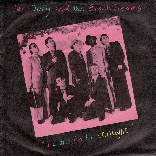 ・アーティスト Ian Dury & The Blockheads ・タイトル I Want To Be Straight ・レーベル・型番 Stiff Records BUY90 ・フォーマット 7インチレコード ・コンディション(盤) 良い (VG+) ・コンディション(ジャケット) 良い (VG+) ・コンディション(帯) オビなし ・特記事項 サンプル画像です。実際の商品の画像ではありません 商品写真はバーコード/カタログ番号に対応したサンプル画像ですので、お送りする商品の画像ではありません。帯やライナーなどの付属品は、特記事項に記載されている場合のみ含まれます。プロモやカラーレコードなどの仕様についても、該当する場合のみ特記事項に記載しています。 【ご購入前に必ずご確認ください】 ・本店サイト(www.recordcity.jp)とは価格、送料が違います ・本店サイト、その他支店のオーダーとは同梱発送できません ・注文確定後に別の注文を頂いた場合、注文同士の同梱は致しかねます。 ・別倉庫から発送しているため、店頭受け渡しは対応しておりません ・一部商品は他の通販サイトでも販売しているため、ご注文のタイミングによっては商品のご用意ができない場合がございます。 ・土日祝日はお休みです 金曜・祝前日9時以降のご連絡またはご入金は、返答または発送が週明け・祝日明けに順次対応となります。 ・ご購入後のキャンセル不可 ご購入後のキャンセルはいかなる理由においてもお受けできません。ご了承の上、ご購入くださいませ。 ・日本郵便(ゆうパック/ゆうメール)によるお届けになります。 ・中古品であることをご理解ください 当ストアでは中古商品を主に販売しております。中古品であることをご理解の上ご購入ください。また、一部商品はRecordCityオンラインストアで試聴可能です。 ・返品について お客様のご都合による返品は一切承っておりません。 表記の内容と実際の商品に相違がある場合、また針飛び等で返品・返金をご希望される場合は、商品の到着後1週間以内にご連絡ください。商品の返送をこちらで確認後、キャンセル・返金を行います。 コンディションVG以下の商品は返品できません。プレイに影響のない表面のこすれ傷、プレス起因のノイズ盤は返品の対象外です。 【コンディション表記】 ・ほぼ新品(M-)(Like New) 完全な新品。未使用。当店ではほぼ使用しません ・非常に良い(EX)(Excellent) 中古盤として美品な状態。わずかな経年を感じるものの傷みを感じさせない、当店基準で最高の状態 ・良い(VG+)(Very Good Plus) 丁寧に扱われた中古品で、軽い使用感がみられる。 ・可(VG)(Acceptable) 使い込まれた中古品で、「良い」よりもさらに使用感がみられる。 ・悪い(VG-)(Bad) 状態が悪いアイテム。使用の保障はなく、再生不可、針飛び、目立つノイズがあるかもしれない。状態によるクレーム不可。返品不可。 ・非常に悪い(G)(Very Bad) 「悪い」よりさらに状態が悪いアイテム。使用の保障はなく、再生不可、針飛び、目立つノイズがあるかもしれない。状態によるクレーム不可。返品不可。 ・ジャンク(Fair)(Junk/Fair) 割れている、反っている、水ダメージがある、カビ、ジャケットが分離している、ひどい書き込み、ひどい擦れなど最低の状態。使用の保障はなく、再生不可、針飛び、目立つノイズがあるかもしれない。状態によるクレーム不可。返品不可。 ・ジャンク(Poor)(Junk/Poor) 割れている、反っている、水ダメージがある、カビ、ジャケットが分離している、ひどい書き込み、ひどい擦れなど最低の状態。使用の保障はなく、再生不可、針飛び、目立つノイズがあるかもしれない。状態によるクレーム不可。返品不可。
