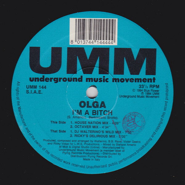・アーティスト Olga ・タイトル I'm A Bitch ・レーベル・型番 UMM UMM144 ・フォーマット 12インチレコード ・コンディション(盤) 良い (VG+) ・コンディション(ジャケット) プレインカバー（元ジャケット／カバー無し） ・コンディション(帯) オビなし ・特記事項 サンプル画像です。実際の商品の画像ではありません 商品写真はバーコード/カタログ番号に対応したサンプル画像ですので、お送りする商品の画像ではありません。帯やライナーなどの付属品は、特記事項に記載されている場合のみ含まれます。プロモやカラーレコードなどの仕様についても、該当する場合のみ特記事項に記載しています。 【ご購入前に必ずご確認ください】 ・本店サイト(www.recordcity.jp)とは価格、送料が違います ・本店サイト、その他支店のオーダーとは同梱発送できません ・注文確定後に別の注文を頂いた場合、注文同士の同梱は致しかねます。 ・別倉庫から発送しているため、店頭受け渡しは対応しておりません ・一部商品は他の通販サイトでも販売しているため、ご注文のタイミングによっては商品のご用意ができない場合がございます。 ・土日祝日はお休みです 金曜・祝前日9時以降のご連絡またはご入金は、返答または発送が週明け・祝日明けに順次対応となります。 ・ご購入後のキャンセル不可 ご購入後のキャンセルはいかなる理由においてもお受けできません。ご了承の上、ご購入くださいませ。 ・日本郵便(ゆうパック/ゆうメール)によるお届けになります。 ・中古品であることをご理解ください 当ストアでは中古商品を主に販売しております。中古品であることをご理解の上ご購入ください。また、一部商品はRecordCityオンラインストアで試聴可能です。 ・返品について お客様のご都合による返品は一切承っておりません。 表記の内容と実際の商品に相違がある場合、また針飛び等で返品・返金をご希望される場合は、商品の到着後1週間以内にご連絡ください。商品の返送をこちらで確認後、キャンセル・返金を行います。 コンディションVG以下の商品は返品できません。プレイに影響のない表面のこすれ傷、プレス起因のノイズ盤は返品の対象外です。 【コンディション表記】 ・ほぼ新品(M-)(Like New) 完全な新品。未使用。当店ではほぼ使用しません ・非常に良い(EX)(Excellent) 中古盤として美品な状態。わずかな経年を感じるものの傷みを感じさせない、当店基準で最高の状態 ・良い(VG+)(Very Good Plus) 丁寧に扱われた中古品で、軽い使用感がみられる。 ・可(VG)(Acceptable) 使い込まれた中古品で、「良い」よりもさらに使用感がみられる。 ・悪い(VG-)(Bad) 状態が悪いアイテム。使用の保障はなく、再生不可、針飛び、目立つノイズがあるかもしれない。状態によるクレーム不可。返品不可。 ・非常に悪い(G)(Very Bad) 「悪い」よりさらに状態が悪いアイテム。使用の保障はなく、再生不可、針飛び、目立つノイズがあるかもしれない。状態によるクレーム不可。返品不可。 ・ジャンク(Fair)(Junk/Fair) 割れている、反っている、水ダメージがある、カビ、ジャケットが分離している、ひどい書き込み、ひどい擦れなど最低の状態。使用の保障はなく、再生不可、針飛び、目立つノイズがあるかもしれない。状態によるクレーム不可。返品不可。 ・ジャンク(Poor)(Junk/Poor) 割れている、反っている、水ダメージがある、カビ、ジャケットが分離している、ひどい書き込み、ひどい擦れなど最低の状態。使用の保障はなく、再生不可、針飛び、目立つノイズがあるかもしれない。状態によるクレーム不可。返品不可。