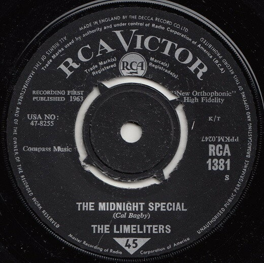 ・アーティスト Limeliters ・タイトル The Midnight Special / McLintock's Theme (Love In The Country) ・レーベル RCA Victor RCA1381 ・フォーマット 7インチレコード ・コンディション(盤) 非常に良い(EX) ・コンディション(ジャケット) プレインカバー（元ジャケット／カバー無し） ・コンディション(帯) オビなし ・特記事項 【カバー折れ/しわ】 サンプル画像です。実際の商品の画像ではありません 商品写真はバーコード/カタログ番号に対応したサンプル画像ですので、お送りする商品の画像ではありません。帯やライナーなどの付属品は、特記事項に記載されている場合のみ含まれます。プロモやカラーレコードなどの仕様についても、該当する場合のみ特記事項に記載しています。 【ご購入前に必ずご確認ください】 ・本店サイト(www.recordcity.jp)とは価格、送料が違います ・本店サイト、その他支店のオーダーとは同梱発送できません ・別倉庫から発送しているため、店頭受け渡しは対応しておりません ・一部商品は他の通販サイトでも販売しているため、ご注文のタイミングによっては商品のご用意ができない場合がございます。 ・土日祝日はお休みです 金曜・祝前日9時以降のご連絡またはご入金は、返答または発送が週明け・祝日明けに順次対応となります。 ・ご購入後のキャンセル不可 ご購入後のキャンセルはいかなる理由においてもお受けできません。ご了承の上、ご購入くださいませ。 ・日本郵便(ゆうパック/ゆうメール)によるお届けになります。 ・中古品であることをご理解ください 当ストアではお客様よりお譲りいただいた中古商品を主に販売しております。中古品であることをご理解の上ご購入ください。また、一部商品はRecordCityオンラインストアで試聴可能です。 ・返品について お客様のご都合による返品は一切承っておりません。 表記の内容と実際の商品に相違がある場合、また針飛び等で返品・返金をご希望される場合は、商品の到着後1週間以内にご連絡ください。商品の返送をこちらで確認後、キャンセル・返金を行います。 コンディションVG以下の商品は返品できません。プレイに影響のない表面のこすれ傷、プレス起因のノイズ盤は返品の対象外です。 【コンディション表記】 ・ほぼ新品(M-)(Like New) 完全な新品。未使用。当店ではほぼ使用しません ・非常に良い(EX)(Excellent) 中古盤として美品な状態。わずかな経年を感じるものの傷みを感じさせない、当店基準で最高の状態 ・良い(VG+)(Very Good Plus) 丁寧に扱われた中古品で、軽い使用感がみられる。 ・可(VG)(Acceptable) 使い込まれた中古品で、「良い」よりもさらに使用感がみられる。 ・悪い(VG-)(Bad) 状態が悪いアイテム。使用の保障はなく、再生不可、針飛び、目立つノイズがあるかもしれない。状態によるクレーム不可。返品不可。 ・非常に悪い(G)(Very Bad) 「悪い」よりさらに状態が悪いアイテム。使用の保障はなく、再生不可、針飛び、目立つノイズがあるかもしれない。状態によるクレーム不可。返品不可。 ・ジャンク(Fair)(Junk/Fair) 割れている、反っている、水ダメージがある、カビ、ジャケットが分離している、ひどい書き込み、ひどい擦れなど最低の状態。使用の保障はなく、再生不可、針飛び、目立つノイズがあるかもしれない。状態によるクレーム不可。返品不可。 ・ジャンク(Poor)(Junk/Poor) 割れている、反っている、水ダメージがある、カビ、ジャケットが分離している、ひどい書き込み、ひどい擦れなど最低の状態。使用の保障はなく、再生不可、針飛び、目立つノイズがあるかもしれない。状態によるクレーム不可。返品不可。