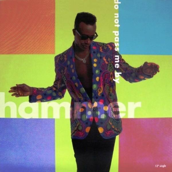 ・アーティスト MC Hammer ・タイトル Do Not Pass Me By ・レーベル・型番 Capitol Records VNR15830 ・フォーマット 12インチレコード ・コンディション(盤) ほぼ新品 (M-) ・コンディション(ジャケット) ほぼ新品 (M-) ・コンディション(帯) オビなし ・特記事項 【未開封】 【カバー折れ/しわ】 サンプル画像です。実際の商品の画像ではありません 商品写真はバーコード/カタログ番号に対応したサンプル画像ですので、お送りする商品の画像ではありません。帯やライナーなどの付属品は、特記事項に記載されている場合のみ含まれます。プロモやカラーレコードなどの仕様についても、該当する場合のみ特記事項に記載しています。 【ご購入前に必ずご確認ください】 ・本店サイト(www.recordcity.jp)とは価格、送料が違います ・本店サイト、その他支店のオーダーとは同梱発送できません ・注文確定後に別の注文を頂いた場合、注文同士の同梱は致しかねます。 ・別倉庫から発送しているため、店頭受け渡しは対応しておりません ・一部商品は他の通販サイトでも販売しているため、ご注文のタイミングによっては商品のご用意ができない場合がございます。 ・土日祝日はお休みです 金曜・祝前日9時以降のご連絡またはご入金は、返答または発送が週明け・祝日明けに順次対応となります。 ・ご購入後のキャンセル不可 ご購入後のキャンセルはいかなる理由においてもお受けできません。ご了承の上、ご購入くださいませ。 ・日本郵便(ゆうパック/ゆうメール)によるお届けになります。 ・中古品であることをご理解ください 当ストアでは中古商品を主に販売しております。中古品であることをご理解の上ご購入ください。また、一部商品はRecordCityオンラインストアで試聴可能です。 ・返品について お客様のご都合による返品は一切承っておりません。 表記の内容と実際の商品に相違がある場合、また針飛び等で返品・返金をご希望される場合は、商品の到着後1週間以内にご連絡ください。商品の返送をこちらで確認後、キャンセル・返金を行います。 コンディションVG以下の商品は返品できません。プレイに影響のない表面のこすれ傷、プレス起因のノイズ盤は返品の対象外です。 【コンディション表記】 ・ほぼ新品(M-)(Like New) 完全な新品。未使用。当店ではほぼ使用しません ・非常に良い(EX)(Excellent) 中古盤として美品な状態。わずかな経年を感じるものの傷みを感じさせない、当店基準で最高の状態 ・良い(VG+)(Very Good Plus) 丁寧に扱われた中古品で、軽い使用感がみられる。 ・可(VG)(Acceptable) 使い込まれた中古品で、「良い」よりもさらに使用感がみられる。 ・悪い(VG-)(Bad) 状態が悪いアイテム。使用の保障はなく、再生不可、針飛び、目立つノイズがあるかもしれない。状態によるクレーム不可。返品不可。 ・非常に悪い(G)(Very Bad) 「悪い」よりさらに状態が悪いアイテム。使用の保障はなく、再生不可、針飛び、目立つノイズがあるかもしれない。状態によるクレーム不可。返品不可。 ・ジャンク(Fair)(Junk/Fair) 割れている、反っている、水ダメージがある、カビ、ジャケットが分離している、ひどい書き込み、ひどい擦れなど最低の状態。使用の保障はなく、再生不可、針飛び、目立つノイズがあるかもしれない。状態によるクレーム不可。返品不可。 ・ジャンク(Poor)(Junk/Poor) 割れている、反っている、水ダメージがある、カビ、ジャケットが分離している、ひどい書き込み、ひどい擦れなど最低の状態。使用の保障はなく、再生不可、針飛び、目立つノイズがあるかもしれない。状態によるクレーム不可。返品不可。