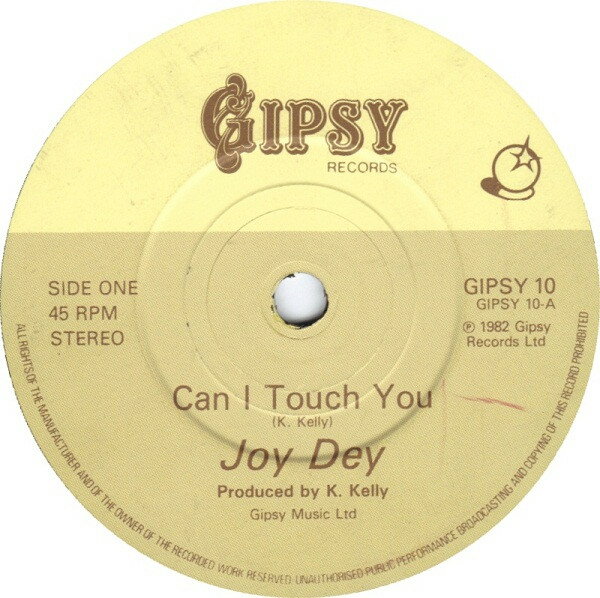 ・アーティスト Joy Dey ・タイトル Can I Touch You ・レーベル・型番 Gipsy Records GIPSY10 ・フォーマット 7インチレコード ・コンディション(盤) 良い (VG+) ・コンディション(ジャケット) プレインカバー（元ジャケット／カバー無し） ・コンディション(帯) オビなし ・特記事項 【盤に薄い跡】 サンプル画像です。実際の商品の画像ではありません 商品写真はバーコード/カタログ番号に対応したサンプル画像ですので、お送りする商品の画像ではありません。帯やライナーなどの付属品は、特記事項に記載されている場合のみ含まれます。プロモやカラーレコードなどの仕様についても、該当する場合のみ特記事項に記載しています。 【ご購入前に必ずご確認ください】 ・本店サイト(www.recordcity.jp)とは価格、送料が違います ・本店サイト、その他支店のオーダーとは同梱発送できません ・注文確定後に別の注文を頂いた場合、注文同士の同梱は致しかねます。 ・別倉庫から発送しているため、店頭受け渡しは対応しておりません ・一部商品は他の通販サイトでも販売しているため、ご注文のタイミングによっては商品のご用意ができない場合がございます。 ・土日祝日はお休みです 金曜・祝前日9時以降のご連絡またはご入金は、返答または発送が週明け・祝日明けに順次対応となります。 ・ご購入後のキャンセル不可 ご購入後のキャンセルはいかなる理由においてもお受けできません。ご了承の上、ご購入くださいませ。 ・日本郵便(ゆうパック/ゆうメール)によるお届けになります。 ・中古品であることをご理解ください 当ストアでは中古商品を主に販売しております。中古品であることをご理解の上ご購入ください。また、一部商品はRecordCityオンラインストアで試聴可能です。 ・返品について お客様のご都合による返品は一切承っておりません。 表記の内容と実際の商品に相違がある場合、また針飛び等で返品・返金をご希望される場合は、商品の到着後1週間以内にご連絡ください。商品の返送をこちらで確認後、キャンセル・返金を行います。 コンディションVG以下の商品は返品できません。プレイに影響のない表面のこすれ傷、プレス起因のノイズ盤は返品の対象外です。 【コンディション表記】 ・ほぼ新品(M-)(Like New) 完全な新品。未使用。当店ではほぼ使用しません ・非常に良い(EX)(Excellent) 中古盤として美品な状態。わずかな経年を感じるものの傷みを感じさせない、当店基準で最高の状態 ・良い(VG+)(Very Good Plus) 丁寧に扱われた中古品で、軽い使用感がみられる。 ・可(VG)(Acceptable) 使い込まれた中古品で、「良い」よりもさらに使用感がみられる。 ・悪い(VG-)(Bad) 状態が悪いアイテム。使用の保障はなく、再生不可、針飛び、目立つノイズがあるかもしれない。状態によるクレーム不可。返品不可。 ・非常に悪い(G)(Very Bad) 「悪い」よりさらに状態が悪いアイテム。使用の保障はなく、再生不可、針飛び、目立つノイズがあるかもしれない。状態によるクレーム不可。返品不可。 ・ジャンク(Fair)(Junk/Fair) 割れている、反っている、水ダメージがある、カビ、ジャケットが分離している、ひどい書き込み、ひどい擦れなど最低の状態。使用の保障はなく、再生不可、針飛び、目立つノイズがあるかもしれない。状態によるクレーム不可。返品不可。 ・ジャンク(Poor)(Junk/Poor) 割れている、反っている、水ダメージがある、カビ、ジャケットが分離している、ひどい書き込み、ひどい擦れなど最低の状態。使用の保障はなく、再生不可、針飛び、目立つノイズがあるかもしれない。状態によるクレーム不可。返品不可。