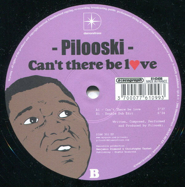 ・アーティスト Pilooski ・タイトル Can't There Be Love ・レーベル・型番 Diamond Traxx DIAM301EP ・フォーマット 12インチレコード ・コンディション(盤) 良い (VG+) ・コンディション(ジャケット) プレインカバー（元ジャケット／カバー無し） ・コンディション(帯) オビなし ・特記事項 サンプル画像です。実際の商品の画像ではありません 商品写真はバーコード/カタログ番号に対応したサンプル画像ですので、お送りする商品の画像ではありません。帯やライナーなどの付属品は、特記事項に記載されている場合のみ含まれます。プロモやカラーレコードなどの仕様についても、該当する場合のみ特記事項に記載しています。 【ご購入前に必ずご確認ください】 ・本店サイト(www.recordcity.jp)とは価格、送料が違います ・本店サイト、その他支店のオーダーとは同梱発送できません ・注文確定後に別の注文を頂いた場合、注文同士の同梱は致しかねます。 ・別倉庫から発送しているため、店頭受け渡しは対応しておりません ・一部商品は他の通販サイトでも販売しているため、ご注文のタイミングによっては商品のご用意ができない場合がございます。 ・土日祝日はお休みです 金曜・祝前日9時以降のご連絡またはご入金は、返答または発送が週明け・祝日明けに順次対応となります。 ・ご購入後のキャンセル不可 ご購入後のキャンセルはいかなる理由においてもお受けできません。ご了承の上、ご購入くださいませ。 ・日本郵便(ゆうパック/ゆうメール)によるお届けになります。 ・中古品であることをご理解ください 当ストアでは中古商品を主に販売しております。中古品であることをご理解の上ご購入ください。また、一部商品はRecordCityオンラインストアで試聴可能です。 ・返品について お客様のご都合による返品は一切承っておりません。 表記の内容と実際の商品に相違がある場合、また針飛び等で返品・返金をご希望される場合は、商品の到着後1週間以内にご連絡ください。商品の返送をこちらで確認後、キャンセル・返金を行います。 コンディションVG以下の商品は返品できません。プレイに影響のない表面のこすれ傷、プレス起因のノイズ盤は返品の対象外です。 【コンディション表記】 ・ほぼ新品(M-)(Like New) 完全な新品。未使用。当店ではほぼ使用しません ・非常に良い(EX)(Excellent) 中古盤として美品な状態。わずかな経年を感じるものの傷みを感じさせない、当店基準で最高の状態 ・良い(VG+)(Very Good Plus) 丁寧に扱われた中古品で、軽い使用感がみられる。 ・可(VG)(Acceptable) 使い込まれた中古品で、「良い」よりもさらに使用感がみられる。 ・悪い(VG-)(Bad) 状態が悪いアイテム。使用の保障はなく、再生不可、針飛び、目立つノイズがあるかもしれない。状態によるクレーム不可。返品不可。 ・非常に悪い(G)(Very Bad) 「悪い」よりさらに状態が悪いアイテム。使用の保障はなく、再生不可、針飛び、目立つノイズがあるかもしれない。状態によるクレーム不可。返品不可。 ・ジャンク(Fair)(Junk/Fair) 割れている、反っている、水ダメージがある、カビ、ジャケットが分離している、ひどい書き込み、ひどい擦れなど最低の状態。使用の保障はなく、再生不可、針飛び、目立つノイズがあるかもしれない。状態によるクレーム不可。返品不可。 ・ジャンク(Poor)(Junk/Poor) 割れている、反っている、水ダメージがある、カビ、ジャケットが分離している、ひどい書き込み、ひどい擦れなど最低の状態。使用の保障はなく、再生不可、針飛び、目立つノイズがあるかもしれない。状態によるクレーム不可。返品不可。