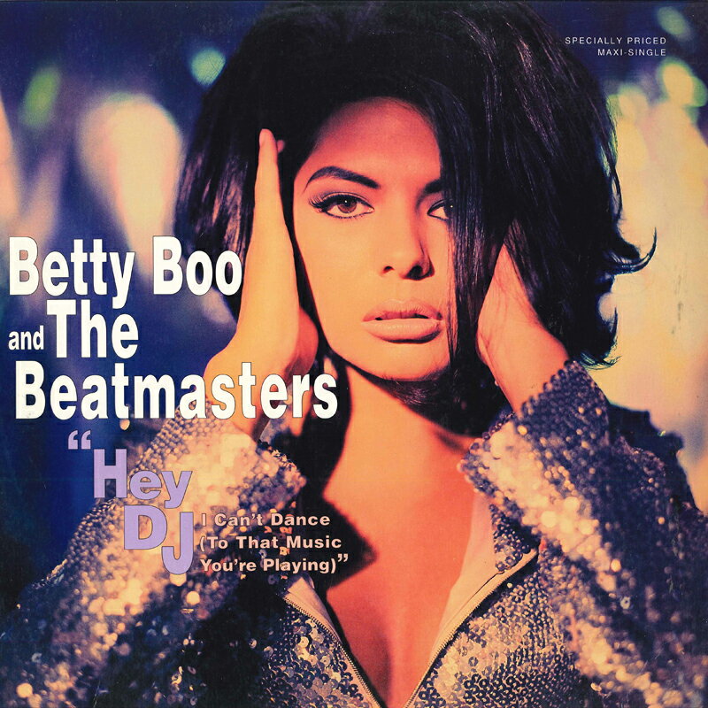 ・アーティスト Betty Boo & Beatmasters ・タイトル Hey Dj / I Can't Dance (To That Music You're Playing) ・レーベル・型番 RHYTHM KING 040025 ・フォーマット 12インチレコード ・コンディション(盤) 良い (VG+) ・コンディション(ジャケット) 良い (VG+) ・コンディション(帯) オビなし ・特記事項 【シュリンク残し】【カバーにシール付着】 サンプル画像です。実際の商品の画像ではありません 商品写真はバーコード/カタログ番号に対応したサンプル画像ですので、お送りする商品の画像ではありません。帯やライナーなどの付属品は、特記事項に記載されている場合のみ含まれます。プロモやカラーレコードなどの仕様についても、該当する場合のみ特記事項に記載しています。 【ご購入前に必ずご確認ください】 ・本店サイト(www.recordcity.jp)とは価格、送料が違います ・本店サイト、その他支店のオーダーとは同梱発送できません ・注文確定後に別の注文を頂いた場合、注文同士の同梱は致しかねます。 ・別倉庫から発送しているため、店頭受け渡しは対応しておりません ・一部商品は他の通販サイトでも販売しているため、ご注文のタイミングによっては商品のご用意ができない場合がございます。 ・土日祝日はお休みです 金曜・祝前日9時以降のご連絡またはご入金は、返答または発送が週明け・祝日明けに順次対応となります。 ・ご購入後のキャンセル不可 ご購入後のキャンセルはいかなる理由においてもお受けできません。ご了承の上、ご購入くださいませ。 ・日本郵便(ゆうパック/ゆうメール)によるお届けになります。 ・中古品であることをご理解ください 当ストアでは中古商品を主に販売しております。中古品であることをご理解の上ご購入ください。また、一部商品はRecordCityオンラインストアで試聴可能です。 ・返品について お客様のご都合による返品は一切承っておりません。 表記の内容と実際の商品に相違がある場合、また針飛び等で返品・返金をご希望される場合は、商品の到着後1週間以内にご連絡ください。商品の返送をこちらで確認後、キャンセル・返金を行います。 コンディションVG以下の商品は返品できません。プレイに影響のない表面のこすれ傷、プレス起因のノイズ盤は返品の対象外です。 【コンディション表記】 ・ほぼ新品(M-)(Like New) 完全な新品。未使用。当店ではほぼ使用しません ・非常に良い(EX)(Excellent) 中古盤として美品な状態。わずかな経年を感じるものの傷みを感じさせない、当店基準で最高の状態 ・良い(VG+)(Very Good Plus) 丁寧に扱われた中古品で、軽い使用感がみられる。 ・可(VG)(Acceptable) 使い込まれた中古品で、「良い」よりもさらに使用感がみられる。 ・悪い(VG-)(Bad) 状態が悪いアイテム。使用の保障はなく、再生不可、針飛び、目立つノイズがあるかもしれない。状態によるクレーム不可。返品不可。 ・非常に悪い(G)(Very Bad) 「悪い」よりさらに状態が悪いアイテム。使用の保障はなく、再生不可、針飛び、目立つノイズがあるかもしれない。状態によるクレーム不可。返品不可。 ・ジャンク(Fair)(Junk/Fair) 割れている、反っている、水ダメージがある、カビ、ジャケットが分離している、ひどい書き込み、ひどい擦れなど最低の状態。使用の保障はなく、再生不可、針飛び、目立つノイズがあるかもしれない。状態によるクレーム不可。返品不可。 ・ジャンク(Poor)(Junk/Poor) 割れている、反っている、水ダメージがある、カビ、ジャケットが分離している、ひどい書き込み、ひどい擦れなど最低の状態。使用の保障はなく、再生不可、針飛び、目立つノイズがあるかもしれない。状態によるクレーム不可。返品不可。