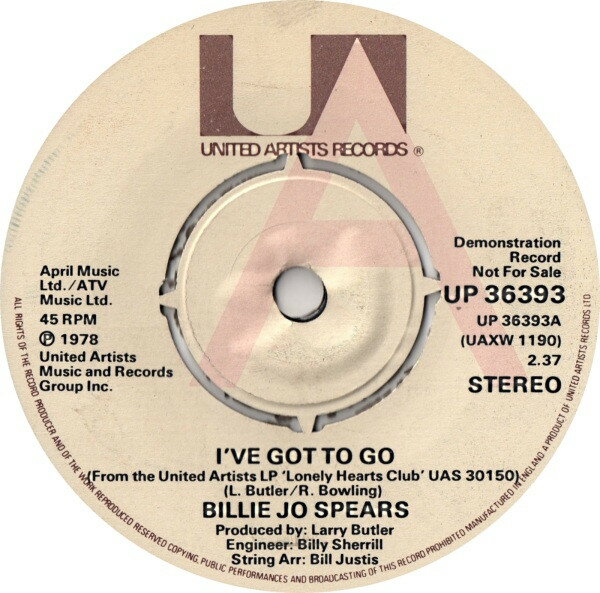 ・アーティスト Billie Jo Spears ・タイトル I've Got To Go ・レーベル・型番 United Artists Records UP36393 ・フォーマット 7インチレコード ・コンディション(盤) 良い (VG+) ・コンディション(ジャケット) プレインカバー（元ジャケット／カバー無し） ・コンディション(帯) オビなし ・特記事項 サンプル画像です。実際の商品の画像ではありません 商品写真はバーコード/カタログ番号に対応したサンプル画像ですので、お送りする商品の画像ではありません。帯やライナーなどの付属品は、特記事項に記載されている場合のみ含まれます。プロモやカラーレコードなどの仕様についても、該当する場合のみ特記事項に記載しています。 【ご購入前に必ずご確認ください】 ・本店サイト(www.recordcity.jp)とは価格、送料が違います ・本店サイト、その他支店のオーダーとは同梱発送できません ・注文確定後に別の注文を頂いた場合、注文同士の同梱は致しかねます。 ・別倉庫から発送しているため、店頭受け渡しは対応しておりません ・一部商品は他の通販サイトでも販売しているため、ご注文のタイミングによっては商品のご用意ができない場合がございます。 ・土日祝日はお休みです 金曜・祝前日9時以降のご連絡またはご入金は、返答または発送が週明け・祝日明けに順次対応となります。 ・ご購入後のキャンセル不可 ご購入後のキャンセルはいかなる理由においてもお受けできません。ご了承の上、ご購入くださいませ。 ・日本郵便(ゆうパック/ゆうメール)によるお届けになります。 ・中古品であることをご理解ください 当ストアでは中古商品を主に販売しております。中古品であることをご理解の上ご購入ください。また、一部商品はRecordCityオンラインストアで試聴可能です。 ・返品について お客様のご都合による返品は一切承っておりません。 表記の内容と実際の商品に相違がある場合、また針飛び等で返品・返金をご希望される場合は、商品の到着後1週間以内にご連絡ください。商品の返送をこちらで確認後、キャンセル・返金を行います。 コンディションVG以下の商品は返品できません。プレイに影響のない表面のこすれ傷、プレス起因のノイズ盤は返品の対象外です。 【コンディション表記】 ・ほぼ新品(M-)(Like New) 完全な新品。未使用。当店ではほぼ使用しません ・非常に良い(EX)(Excellent) 中古盤として美品な状態。わずかな経年を感じるものの傷みを感じさせない、当店基準で最高の状態 ・良い(VG+)(Very Good Plus) 丁寧に扱われた中古品で、軽い使用感がみられる。 ・可(VG)(Acceptable) 使い込まれた中古品で、「良い」よりもさらに使用感がみられる。 ・悪い(VG-)(Bad) 状態が悪いアイテム。使用の保障はなく、再生不可、針飛び、目立つノイズがあるかもしれない。状態によるクレーム不可。返品不可。 ・非常に悪い(G)(Very Bad) 「悪い」よりさらに状態が悪いアイテム。使用の保障はなく、再生不可、針飛び、目立つノイズがあるかもしれない。状態によるクレーム不可。返品不可。 ・ジャンク(Fair)(Junk/Fair) 割れている、反っている、水ダメージがある、カビ、ジャケットが分離している、ひどい書き込み、ひどい擦れなど最低の状態。使用の保障はなく、再生不可、針飛び、目立つノイズがあるかもしれない。状態によるクレーム不可。返品不可。 ・ジャンク(Poor)(Junk/Poor) 割れている、反っている、水ダメージがある、カビ、ジャケットが分離している、ひどい書き込み、ひどい擦れなど最低の状態。使用の保障はなく、再生不可、針飛び、目立つノイズがあるかもしれない。状態によるクレーム不可。返品不可。