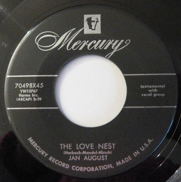 ・アーティスト Jan August ・タイトル The Love Nest ・レーベル・型番 Mercury 70498X45 ・フォーマット 7インチレコード ・コンディション(盤) 良い (VG+) ・コンディション(ジャケット) プレインカバー（元ジャケット／カバー無し） ・コンディション(帯) オビなし ・特記事項 【盤に短いヘアライン】【盤に薄い跡】【Companysleeve】 サンプル画像です。実際の商品の画像ではありません 商品写真はバーコード/カタログ番号に対応したサンプル画像ですので、お送りする商品の画像ではありません。帯やライナーなどの付属品は、特記事項に記載されている場合のみ含まれます。プロモやカラーレコードなどの仕様についても、該当する場合のみ特記事項に記載しています。 【ご購入前に必ずご確認ください】 ・本店サイト(www.recordcity.jp)とは価格、送料が違います ・本店サイト、その他支店のオーダーとは同梱発送できません ・注文確定後に別の注文を頂いた場合、注文同士の同梱は致しかねます。 ・別倉庫から発送しているため、店頭受け渡しは対応しておりません ・一部商品は他の通販サイトでも販売しているため、ご注文のタイミングによっては商品のご用意ができない場合がございます。 ・土日祝日はお休みです 金曜・祝前日9時以降のご連絡またはご入金は、返答または発送が週明け・祝日明けに順次対応となります。 ・ご購入後のキャンセル不可 ご購入後のキャンセルはいかなる理由においてもお受けできません。ご了承の上、ご購入くださいませ。 ・日本郵便(ゆうパック/ゆうメール)によるお届けになります。 ・中古品であることをご理解ください 当ストアでは中古商品を主に販売しております。中古品であることをご理解の上ご購入ください。また、一部商品はRecordCityオンラインストアで試聴可能です。 ・返品について お客様のご都合による返品は一切承っておりません。 表記の内容と実際の商品に相違がある場合、また針飛び等で返品・返金をご希望される場合は、商品の到着後1週間以内にご連絡ください。商品の返送をこちらで確認後、キャンセル・返金を行います。 コンディションVG以下の商品は返品できません。プレイに影響のない表面のこすれ傷、プレス起因のノイズ盤は返品の対象外です。 【コンディション表記】 ・ほぼ新品(M-)(Like New) 完全な新品。未使用。当店ではほぼ使用しません ・非常に良い(EX)(Excellent) 中古盤として美品な状態。わずかな経年を感じるものの傷みを感じさせない、当店基準で最高の状態 ・良い(VG+)(Very Good Plus) 丁寧に扱われた中古品で、軽い使用感がみられる。 ・可(VG)(Acceptable) 使い込まれた中古品で、「良い」よりもさらに使用感がみられる。 ・悪い(VG-)(Bad) 状態が悪いアイテム。使用の保障はなく、再生不可、針飛び、目立つノイズがあるかもしれない。状態によるクレーム不可。返品不可。 ・非常に悪い(G)(Very Bad) 「悪い」よりさらに状態が悪いアイテム。使用の保障はなく、再生不可、針飛び、目立つノイズがあるかもしれない。状態によるクレーム不可。返品不可。 ・ジャンク(Fair)(Junk/Fair) 割れている、反っている、水ダメージがある、カビ、ジャケットが分離している、ひどい書き込み、ひどい擦れなど最低の状態。使用の保障はなく、再生不可、針飛び、目立つノイズがあるかもしれない。状態によるクレーム不可。返品不可。 ・ジャンク(Poor)(Junk/Poor) 割れている、反っている、水ダメージがある、カビ、ジャケットが分離している、ひどい書き込み、ひどい擦れなど最低の状態。使用の保障はなく、再生不可、針飛び、目立つノイズがあるかもしれない。状態によるクレーム不可。返品不可。