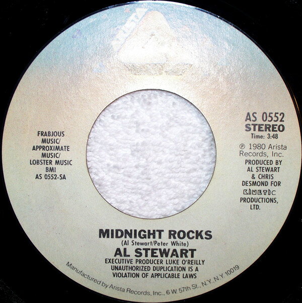 ・アーティスト Al Stewart ・タイトル Midnight Rocks ・レーベル・型番 Arista AS0552 ・フォーマット 7インチレコード ・コンディション(盤) 可 (VG) ・コンディション(ジャケット) プレインカバー（元ジャケット／カバー無し） ・コンディション(帯) オビなし ・特記事項 【盤に薄い跡】【盤にヘアライン】 サンプル画像です。実際の商品の画像ではありません 商品写真はバーコード/カタログ番号に対応したサンプル画像ですので、お送りする商品の画像ではありません。帯やライナーなどの付属品は、特記事項に記載されている場合のみ含まれます。プロモやカラーレコードなどの仕様についても、該当する場合のみ特記事項に記載しています。 【ご購入前に必ずご確認ください】 ・本店サイト(www.recordcity.jp)とは価格、送料が違います ・本店サイト、その他支店のオーダーとは同梱発送できません ・注文確定後に別の注文を頂いた場合、注文同士の同梱は致しかねます。 ・別倉庫から発送しているため、店頭受け渡しは対応しておりません ・一部商品は他の通販サイトでも販売しているため、ご注文のタイミングによっては商品のご用意ができない場合がございます。 ・土日祝日はお休みです 金曜・祝前日9時以降のご連絡またはご入金は、返答または発送が週明け・祝日明けに順次対応となります。 ・ご購入後のキャンセル不可 ご購入後のキャンセルはいかなる理由においてもお受けできません。ご了承の上、ご購入くださいませ。 ・日本郵便(ゆうパック/ゆうメール)によるお届けになります。 ・中古品であることをご理解ください 当ストアでは中古商品を主に販売しております。中古品であることをご理解の上ご購入ください。また、一部商品はRecordCityオンラインストアで試聴可能です。 ・返品について お客様のご都合による返品は一切承っておりません。 表記の内容と実際の商品に相違がある場合、また針飛び等で返品・返金をご希望される場合は、商品の到着後1週間以内にご連絡ください。商品の返送をこちらで確認後、キャンセル・返金を行います。 コンディションVG以下の商品は返品できません。プレイに影響のない表面のこすれ傷、プレス起因のノイズ盤は返品の対象外です。 【コンディション表記】 ・ほぼ新品(M-)(Like New) 完全な新品。未使用。当店ではほぼ使用しません ・非常に良い(EX)(Excellent) 中古盤として美品な状態。わずかな経年を感じるものの傷みを感じさせない、当店基準で最高の状態 ・良い(VG+)(Very Good Plus) 丁寧に扱われた中古品で、軽い使用感がみられる。 ・可(VG)(Acceptable) 使い込まれた中古品で、「良い」よりもさらに使用感がみられる。 ・悪い(VG-)(Bad) 状態が悪いアイテム。使用の保障はなく、再生不可、針飛び、目立つノイズがあるかもしれない。状態によるクレーム不可。返品不可。 ・非常に悪い(G)(Very Bad) 「悪い」よりさらに状態が悪いアイテム。使用の保障はなく、再生不可、針飛び、目立つノイズがあるかもしれない。状態によるクレーム不可。返品不可。 ・ジャンク(Fair)(Junk/Fair) 割れている、反っている、水ダメージがある、カビ、ジャケットが分離している、ひどい書き込み、ひどい擦れなど最低の状態。使用の保障はなく、再生不可、針飛び、目立つノイズがあるかもしれない。状態によるクレーム不可。返品不可。 ・ジャンク(Poor)(Junk/Poor) 割れている、反っている、水ダメージがある、カビ、ジャケットが分離している、ひどい書き込み、ひどい擦れなど最低の状態。使用の保障はなく、再生不可、針飛び、目立つノイズがあるかもしれない。状態によるクレーム不可。返品不可。