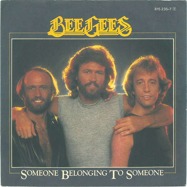 ・アーティスト Bee Gees ・タイトル Someone Belonging To Someone ・レーベル・型番 RSO 8152357 ・フォーマット 7インチレコード ・コンディション(盤) 良い (VG+) ・コンディション(ジャケット) プレインカバー（元ジャケット／カバー無し） ・コンディション(帯) オビなし ・特記事項 サンプル画像です。実際の商品の画像ではありません 商品写真はバーコード/カタログ番号に対応したサンプル画像ですので、お送りする商品の画像ではありません。帯やライナーなどの付属品は、特記事項に記載されている場合のみ含まれます。プロモやカラーレコードなどの仕様についても、該当する場合のみ特記事項に記載しています。 【ご購入前に必ずご確認ください】 ・本店サイト(www.recordcity.jp)とは価格、送料が違います ・本店サイト、その他支店のオーダーとは同梱発送できません ・注文確定後に別の注文を頂いた場合、注文同士の同梱は致しかねます。 ・別倉庫から発送しているため、店頭受け渡しは対応しておりません ・一部商品は他の通販サイトでも販売しているため、ご注文のタイミングによっては商品のご用意ができない場合がございます。 ・土日祝日はお休みです 金曜・祝前日9時以降のご連絡またはご入金は、返答または発送が週明け・祝日明けに順次対応となります。 ・ご購入後のキャンセル不可 ご購入後のキャンセルはいかなる理由においてもお受けできません。ご了承の上、ご購入くださいませ。 ・日本郵便(ゆうパック/ゆうメール)によるお届けになります。 ・中古品であることをご理解ください 当ストアでは中古商品を主に販売しております。中古品であることをご理解の上ご購入ください。また、一部商品はRecordCityオンラインストアで試聴可能です。 ・返品について お客様のご都合による返品は一切承っておりません。 表記の内容と実際の商品に相違がある場合、また針飛び等で返品・返金をご希望される場合は、商品の到着後1週間以内にご連絡ください。商品の返送をこちらで確認後、キャンセル・返金を行います。 コンディションVG以下の商品は返品できません。プレイに影響のない表面のこすれ傷、プレス起因のノイズ盤は返品の対象外です。 【コンディション表記】 ・ほぼ新品(M-)(Like New) 完全な新品。未使用。当店ではほぼ使用しません ・非常に良い(EX)(Excellent) 中古盤として美品な状態。わずかな経年を感じるものの傷みを感じさせない、当店基準で最高の状態 ・良い(VG+)(Very Good Plus) 丁寧に扱われた中古品で、軽い使用感がみられる。 ・可(VG)(Acceptable) 使い込まれた中古品で、「良い」よりもさらに使用感がみられる。 ・悪い(VG-)(Bad) 状態が悪いアイテム。使用の保障はなく、再生不可、針飛び、目立つノイズがあるかもしれない。状態によるクレーム不可。返品不可。 ・非常に悪い(G)(Very Bad) 「悪い」よりさらに状態が悪いアイテム。使用の保障はなく、再生不可、針飛び、目立つノイズがあるかもしれない。状態によるクレーム不可。返品不可。 ・ジャンク(Fair)(Junk/Fair) 割れている、反っている、水ダメージがある、カビ、ジャケットが分離している、ひどい書き込み、ひどい擦れなど最低の状態。使用の保障はなく、再生不可、針飛び、目立つノイズがあるかもしれない。状態によるクレーム不可。返品不可。 ・ジャンク(Poor)(Junk/Poor) 割れている、反っている、水ダメージがある、カビ、ジャケットが分離している、ひどい書き込み、ひどい擦れなど最低の状態。使用の保障はなく、再生不可、針飛び、目立つノイズがあるかもしれない。状態によるクレーム不可。返品不可。