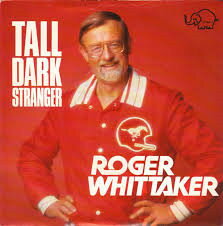 ・アーティスト Roger Whittaker ・タイトル Tall Dark Stranger ・レーベル EMI DB9092 ・フォーマット 7インチレコード ・コンディション(盤) 良い (VG+) ・コンディション(ジャケット) 良い (VG+) ・コンディション(帯) オビなし ・特記事項 サンプル画像です。実際の商品の画像ではありません 商品写真はバーコード/カタログ番号に対応したサンプル画像ですので、お送りする商品の画像ではありません。帯やライナーなどの付属品は、特記事項に記載されている場合のみ含まれます。プロモやカラーレコードなどの仕様についても、該当する場合のみ特記事項に記載しています。 【ご購入前に必ずご確認ください】 ・本店サイト(www.recordcity.jp)とは価格、送料が違います ・本店サイト、その他支店のオーダーとは同梱発送できません ・別倉庫から発送しているため、店頭受け渡しは対応しておりません ・一部商品は他の通販サイトでも販売しているため、ご注文のタイミングによっては商品のご用意ができない場合がございます。 ・土日祝日はお休みです 金曜・祝前日9時以降のご連絡またはご入金は、返答または発送が週明け・祝日明けに順次対応となります。 ・ご購入後のキャンセル不可 ご購入後のキャンセルはいかなる理由においてもお受けできません。ご了承の上、ご購入くださいませ。 ・日本郵便(ゆうパック/ゆうメール)によるお届けになります。 ・中古品であることをご理解ください 当ストアではお客様よりお譲りいただいた中古商品を主に販売しております。中古品であることをご理解の上ご購入ください。また、一部商品はRecordCityオンラインストアで試聴可能です。 ・返品について お客様のご都合による返品は一切承っておりません。 表記の内容と実際の商品に相違がある場合、また針飛び等で返品・返金をご希望される場合は、商品の到着後1週間以内にご連絡ください。商品の返送をこちらで確認後、キャンセル・返金を行います。 コンディションVG以下の商品は返品できません。プレイに影響のない表面のこすれ傷、プレス起因のノイズ盤は返品の対象外です。 【コンディション表記】 ・ほぼ新品(M-)(Like New) 完全な新品。未使用。当店ではほぼ使用しません ・非常に良い(EX)(Excellent) 中古盤として美品な状態。わずかな経年を感じるものの傷みを感じさせない、当店基準で最高の状態 ・良い(VG+)(Very Good Plus) 丁寧に扱われた中古品で、軽い使用感がみられる。 ・可(VG)(Acceptable) 使い込まれた中古品で、「良い」よりもさらに使用感がみられる。 ・悪い(VG-)(Bad) 状態が悪いアイテム。使用の保障はなく、再生不可、針飛び、目立つノイズがあるかもしれない。状態によるクレーム不可。返品不可。 ・非常に悪い(G)(Very Bad) 「悪い」よりさらに状態が悪いアイテム。使用の保障はなく、再生不可、針飛び、目立つノイズがあるかもしれない。状態によるクレーム不可。返品不可。 ・ジャンク(Fair)(Junk/Fair) 割れている、反っている、水ダメージがある、カビ、ジャケットが分離している、ひどい書き込み、ひどい擦れなど最低の状態。使用の保障はなく、再生不可、針飛び、目立つノイズがあるかもしれない。状態によるクレーム不可。返品不可。 ・ジャンク(Poor)(Junk/Poor) 割れている、反っている、水ダメージがある、カビ、ジャケットが分離している、ひどい書き込み、ひどい擦れなど最低の状態。使用の保障はなく、再生不可、針飛び、目立つノイズがあるかもしれない。状態によるクレーム不可。返品不可。