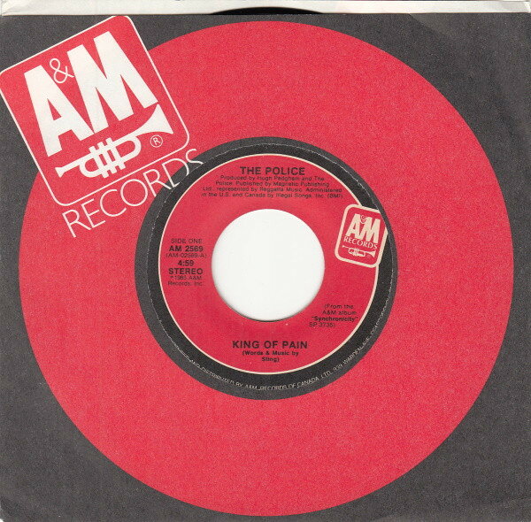 ・アーティスト Police ・タイトル King Of Pain ・レーベル・型番 A&M AM2569 ・フォーマット 7インチレコード ・コンディション(盤) 良い (VG+) ・コンディション(ジャケット) プレインカバー（元ジャケット／カバー無し） ・コンディション(帯) オビなし ・特記事項 【カンパニースリーブ】 サンプル画像です。実際の商品の画像ではありません 商品写真はバーコード/カタログ番号に対応したサンプル画像ですので、お送りする商品の画像ではありません。帯やライナーなどの付属品は、特記事項に記載されている場合のみ含まれます。プロモやカラーレコードなどの仕様についても、該当する場合のみ特記事項に記載しています。 【ご購入前に必ずご確認ください】 ・本店サイト(www.recordcity.jp)とは価格、送料が違います ・本店サイト、その他支店のオーダーとは同梱発送できません ・注文確定後に別の注文を頂いた場合、注文同士の同梱は致しかねます。 ・別倉庫から発送しているため、店頭受け渡しは対応しておりません ・一部商品は他の通販サイトでも販売しているため、ご注文のタイミングによっては商品のご用意ができない場合がございます。 ・土日祝日はお休みです 金曜・祝前日9時以降のご連絡またはご入金は、返答または発送が週明け・祝日明けに順次対応となります。 ・ご購入後のキャンセル不可 ご購入後のキャンセルはいかなる理由においてもお受けできません。ご了承の上、ご購入くださいませ。 ・日本郵便(ゆうパック/ゆうメール)によるお届けになります。 ・中古品であることをご理解ください 当ストアでは中古商品を主に販売しております。中古品であることをご理解の上ご購入ください。また、一部商品はRecordCityオンラインストアで試聴可能です。 ・返品について お客様のご都合による返品は一切承っておりません。 表記の内容と実際の商品に相違がある場合、また針飛び等で返品・返金をご希望される場合は、商品の到着後1週間以内にご連絡ください。商品の返送をこちらで確認後、キャンセル・返金を行います。 コンディションVG以下の商品は返品できません。プレイに影響のない表面のこすれ傷、プレス起因のノイズ盤は返品の対象外です。 【コンディション表記】 ・ほぼ新品(M-)(Like New) 完全な新品。未使用。当店ではほぼ使用しません ・非常に良い(EX)(Excellent) 中古盤として美品な状態。わずかな経年を感じるものの傷みを感じさせない、当店基準で最高の状態 ・良い(VG+)(Very Good Plus) 丁寧に扱われた中古品で、軽い使用感がみられる。 ・可(VG)(Acceptable) 使い込まれた中古品で、「良い」よりもさらに使用感がみられる。 ・悪い(VG-)(Bad) 状態が悪いアイテム。使用の保障はなく、再生不可、針飛び、目立つノイズがあるかもしれない。状態によるクレーム不可。返品不可。 ・非常に悪い(G)(Very Bad) 「悪い」よりさらに状態が悪いアイテム。使用の保障はなく、再生不可、針飛び、目立つノイズがあるかもしれない。状態によるクレーム不可。返品不可。 ・ジャンク(Fair)(Junk/Fair) 割れている、反っている、水ダメージがある、カビ、ジャケットが分離している、ひどい書き込み、ひどい擦れなど最低の状態。使用の保障はなく、再生不可、針飛び、目立つノイズがあるかもしれない。状態によるクレーム不可。返品不可。 ・ジャンク(Poor)(Junk/Poor) 割れている、反っている、水ダメージがある、カビ、ジャケットが分離している、ひどい書き込み、ひどい擦れなど最低の状態。使用の保障はなく、再生不可、針飛び、目立つノイズがあるかもしれない。状態によるクレーム不可。返品不可。