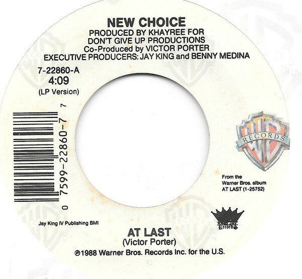 ・アーティスト New Choice ・タイトル At Last ・レーベル Warner Bros. Records 722860 ・フォーマット 7インチレコード ・コンディション(盤) 良い (VG+) ・コンディション(ジャケット) プレインカバー（元ジャケット／カバー無し） ・コンディション(帯) オビなし ・特記事項 サンプル画像です。実際の商品の画像ではありません 商品写真はバーコード/カタログ番号に対応したサンプル画像ですので、お送りする商品の画像ではありません。帯やライナーなどの付属品は、特記事項に記載されている場合のみ含まれます。プロモやカラーレコードなどの仕様についても、該当する場合のみ特記事項に記載しています。 【ご購入前に必ずご確認ください】 ・本店サイト(www.recordcity.jp)とは価格、送料が違います ・本店サイト、その他支店のオーダーとは同梱発送できません ・別倉庫から発送しているため、店頭受け渡しは対応しておりません ・一部商品は他の通販サイトでも販売しているため、ご注文のタイミングによっては商品のご用意ができない場合がございます。 ・土日祝日はお休みです 金曜・祝前日9時以降のご連絡またはご入金は、返答または発送が週明け・祝日明けに順次対応となります。 ・ご購入後のキャンセル不可 ご購入後のキャンセルはいかなる理由においてもお受けできません。ご了承の上、ご購入くださいませ。 ・日本郵便(ゆうパック/ゆうメール)によるお届けになります。 ・中古品であることをご理解ください 当ストアではお客様よりお譲りいただいた中古商品を主に販売しております。中古品であることをご理解の上ご購入ください。また、一部商品はRecordCityオンラインストアで試聴可能です。 ・返品について お客様のご都合による返品は一切承っておりません。 表記の内容と実際の商品に相違がある場合、また針飛び等で返品・返金をご希望される場合は、商品の到着後1週間以内にご連絡ください。商品の返送をこちらで確認後、キャンセル・返金を行います。 コンディションVG以下の商品は返品できません。プレイに影響のない表面のこすれ傷、プレス起因のノイズ盤は返品の対象外です。 【コンディション表記】 ・ほぼ新品(M-)(Like New) 完全な新品。未使用。当店ではほぼ使用しません ・非常に良い(EX)(Excellent) 中古盤として美品な状態。わずかな経年を感じるものの傷みを感じさせない、当店基準で最高の状態 ・良い(VG+)(Very Good Plus) 丁寧に扱われた中古品で、軽い使用感がみられる。 ・可(VG)(Acceptable) 使い込まれた中古品で、「良い」よりもさらに使用感がみられる。 ・悪い(VG-)(Bad) 状態が悪いアイテム。使用の保障はなく、再生不可、針飛び、目立つノイズがあるかもしれない。状態によるクレーム不可。返品不可。 ・非常に悪い(G)(Very Bad) 「悪い」よりさらに状態が悪いアイテム。使用の保障はなく、再生不可、針飛び、目立つノイズがあるかもしれない。状態によるクレーム不可。返品不可。 ・ジャンク(Fair)(Junk/Fair) 割れている、反っている、水ダメージがある、カビ、ジャケットが分離している、ひどい書き込み、ひどい擦れなど最低の状態。使用の保障はなく、再生不可、針飛び、目立つノイズがあるかもしれない。状態によるクレーム不可。返品不可。 ・ジャンク(Poor)(Junk/Poor) 割れている、反っている、水ダメージがある、カビ、ジャケットが分離している、ひどい書き込み、ひどい擦れなど最低の状態。使用の保障はなく、再生不可、針飛び、目立つノイズがあるかもしれない。状態によるクレーム不可。返品不可。