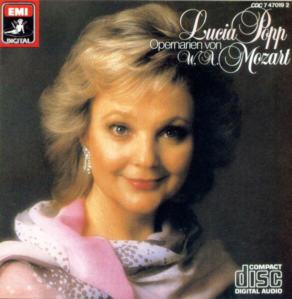 ・アーティスト Lucia Popp ・タイトル Opernarien Von W. A. Mozart ・レーベル・型番 ANGEL CDC7470192 ・フォーマット CD ・コンディション(盤) 可 (VG) ・コンディション(ジャケット) ・コンディション(帯) オビなし ・特記事項 【ケース擦れ】【盤汚れ】 サンプル画像です。実際の商品の画像ではありません 商品写真はバーコード/カタログ番号に対応したサンプル画像ですので、お送りする商品の画像ではありません。帯やライナーなどの付属品は、特記事項に記載されている場合のみ含まれます。プロモやカラーレコードなどの仕様についても、該当する場合のみ特記事項に記載しています。 【ご購入前に必ずご確認ください】 ・本店サイト(www.recordcity.jp)とは価格、送料が違います ・本店サイト、その他支店のオーダーとは同梱発送できません ・注文確定後に別の注文を頂いた場合、注文同士の同梱は致しかねます。 ・別倉庫から発送しているため、店頭受け渡しは対応しておりません ・一部商品は他の通販サイトでも販売しているため、ご注文のタイミングによっては商品のご用意ができない場合がございます。 ・土日祝日はお休みです 金曜・祝前日9時以降のご連絡またはご入金は、返答または発送が週明け・祝日明けに順次対応となります。 ・ご購入後のキャンセル不可 ご購入後のキャンセルはいかなる理由においてもお受けできません。ご了承の上、ご購入くださいませ。 ・日本郵便(ゆうパック/ゆうメール)によるお届けになります。 ・中古品であることをご理解ください 当ストアでは中古商品を主に販売しております。中古品であることをご理解の上ご購入ください。また、一部商品はRecordCityオンラインストアで試聴可能です。 ・返品について お客様のご都合による返品は一切承っておりません。 表記の内容と実際の商品に相違がある場合、また針飛び等で返品・返金をご希望される場合は、商品の到着後1週間以内にご連絡ください。商品の返送をこちらで確認後、キャンセル・返金を行います。 コンディションVG以下の商品は返品できません。プレイに影響のない表面のこすれ傷、プレス起因のノイズ盤は返品の対象外です。 【コンディション表記】 ・ほぼ新品(M-)(Like New) 完全な新品。未使用。当店ではほぼ使用しません ・非常に良い(EX)(Excellent) 中古盤として美品な状態。わずかな経年を感じるものの傷みを感じさせない、当店基準で最高の状態 ・良い(VG+)(Very Good Plus) 丁寧に扱われた中古品で、軽い使用感がみられる。 ・可(VG)(Acceptable) 使い込まれた中古品で、「良い」よりもさらに使用感がみられる。 ・悪い(VG-)(Bad) 状態が悪いアイテム。使用の保障はなく、再生不可、針飛び、目立つノイズがあるかもしれない。状態によるクレーム不可。返品不可。 ・非常に悪い(G)(Very Bad) 「悪い」よりさらに状態が悪いアイテム。使用の保障はなく、再生不可、針飛び、目立つノイズがあるかもしれない。状態によるクレーム不可。返品不可。 ・ジャンク(Fair)(Junk/Fair) 割れている、反っている、水ダメージがある、カビ、ジャケットが分離している、ひどい書き込み、ひどい擦れなど最低の状態。使用の保障はなく、再生不可、針飛び、目立つノイズがあるかもしれない。状態によるクレーム不可。返品不可。 ・ジャンク(Poor)(Junk/Poor) 割れている、反っている、水ダメージがある、カビ、ジャケットが分離している、ひどい書き込み、ひどい擦れなど最低の状態。使用の保障はなく、再生不可、針飛び、目立つノイズがあるかもしれない。状態によるクレーム不可。返品不可。