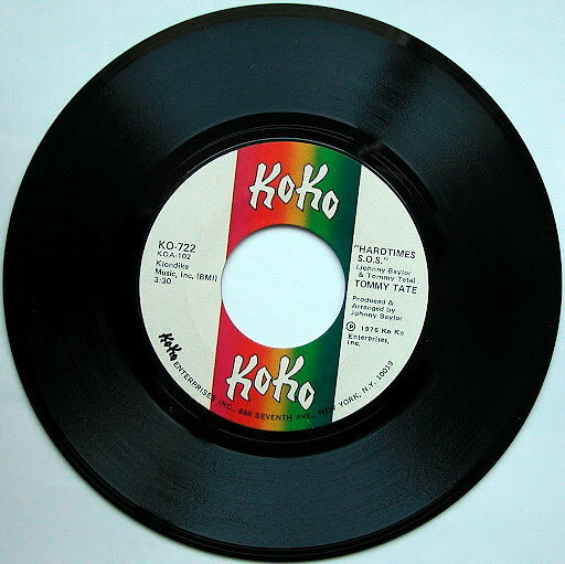 ・アーティスト Tommy Tate ・タイトル Hardtimes S.O.S. / Always ・レーベル・型番 KOKO KO722 ・フォーマット 7インチレコード ・コンディション(盤) 非常に良い(EX) ・コンディション(ジャケット) プレインカバー（元ジャケット／カバー無し） ・コンディション(帯) オビなし ・特記事項 サンプル画像です。実際の商品の画像ではありません 商品写真はバーコード/カタログ番号に対応したサンプル画像ですので、お送りする商品の画像ではありません。帯やライナーなどの付属品は、特記事項に記載されている場合のみ含まれます。プロモやカラーレコードなどの仕様についても、該当する場合のみ特記事項に記載しています。 【ご購入前に必ずご確認ください】 ・本店サイト(www.recordcity.jp)とは価格、送料が違います ・本店サイト、その他支店のオーダーとは同梱発送できません ・注文確定後に別の注文を頂いた場合、注文同士の同梱は致しかねます。 ・別倉庫から発送しているため、店頭受け渡しは対応しておりません ・一部商品は他の通販サイトでも販売しているため、ご注文のタイミングによっては商品のご用意ができない場合がございます。 ・土日祝日はお休みです 金曜・祝前日9時以降のご連絡またはご入金は、返答または発送が週明け・祝日明けに順次対応となります。 ・ご購入後のキャンセル不可 ご購入後のキャンセルはいかなる理由においてもお受けできません。ご了承の上、ご購入くださいませ。 ・日本郵便(ゆうパック/ゆうメール)によるお届けになります。 ・中古品であることをご理解ください 当ストアでは中古商品を主に販売しております。中古品であることをご理解の上ご購入ください。また、一部商品はRecordCityオンラインストアで試聴可能です。 ・返品について お客様のご都合による返品は一切承っておりません。 表記の内容と実際の商品に相違がある場合、また針飛び等で返品・返金をご希望される場合は、商品の到着後1週間以内にご連絡ください。商品の返送をこちらで確認後、キャンセル・返金を行います。 コンディションVG以下の商品は返品できません。プレイに影響のない表面のこすれ傷、プレス起因のノイズ盤は返品の対象外です。 【コンディション表記】 ・ほぼ新品(M-)(Like New) 完全な新品。未使用。当店ではほぼ使用しません ・非常に良い(EX)(Excellent) 中古盤として美品な状態。わずかな経年を感じるものの傷みを感じさせない、当店基準で最高の状態 ・良い(VG+)(Very Good Plus) 丁寧に扱われた中古品で、軽い使用感がみられる。 ・可(VG)(Acceptable) 使い込まれた中古品で、「良い」よりもさらに使用感がみられる。 ・悪い(VG-)(Bad) 状態が悪いアイテム。使用の保障はなく、再生不可、針飛び、目立つノイズがあるかもしれない。状態によるクレーム不可。返品不可。 ・非常に悪い(G)(Very Bad) 「悪い」よりさらに状態が悪いアイテム。使用の保障はなく、再生不可、針飛び、目立つノイズがあるかもしれない。状態によるクレーム不可。返品不可。 ・ジャンク(Fair)(Junk/Fair) 割れている、反っている、水ダメージがある、カビ、ジャケットが分離している、ひどい書き込み、ひどい擦れなど最低の状態。使用の保障はなく、再生不可、針飛び、目立つノイズがあるかもしれない。状態によるクレーム不可。返品不可。 ・ジャンク(Poor)(Junk/Poor) 割れている、反っている、水ダメージがある、カビ、ジャケットが分離している、ひどい書き込み、ひどい擦れなど最低の状態。使用の保障はなく、再生不可、針飛び、目立つノイズがあるかもしれない。状態によるクレーム不可。返品不可。