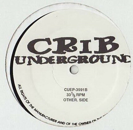 ・アーティスト Various ・タイトル Untitled ・レーベル・型番 Crib Underground CUEP3591 ・フォーマット 12インチレコード ・コンディション(盤) 良い (VG+) ・コンディション(ジャケット) プレインカバー（元ジャケット／カバー無し） ・コンディション(帯) オビなし ・特記事項 【盤に浅い跡】 サンプル画像です。実際の商品の画像ではありません 商品写真はバーコード/カタログ番号に対応したサンプル画像ですので、お送りする商品の画像ではありません。帯やライナーなどの付属品は、特記事項に記載されている場合のみ含まれます。プロモやカラーレコードなどの仕様についても、該当する場合のみ特記事項に記載しています。 【ご購入前に必ずご確認ください】 ・本店サイト(www.recordcity.jp)とは価格、送料が違います ・本店サイト、その他支店のオーダーとは同梱発送できません ・注文確定後に別の注文を頂いた場合、注文同士の同梱は致しかねます。 ・別倉庫から発送しているため、店頭受け渡しは対応しておりません ・一部商品は他の通販サイトでも販売しているため、ご注文のタイミングによっては商品のご用意ができない場合がございます。 ・土日祝日はお休みです 金曜・祝前日9時以降のご連絡またはご入金は、返答または発送が週明け・祝日明けに順次対応となります。 ・ご購入後のキャンセル不可 ご購入後のキャンセルはいかなる理由においてもお受けできません。ご了承の上、ご購入くださいませ。 ・日本郵便(ゆうパック/ゆうメール)によるお届けになります。 ・中古品であることをご理解ください 当ストアでは中古商品を主に販売しております。中古品であることをご理解の上ご購入ください。また、一部商品はRecordCityオンラインストアで試聴可能です。 ・返品について お客様のご都合による返品は一切承っておりません。 表記の内容と実際の商品に相違がある場合、また針飛び等で返品・返金をご希望される場合は、商品の到着後1週間以内にご連絡ください。商品の返送をこちらで確認後、キャンセル・返金を行います。 コンディションVG以下の商品は返品できません。プレイに影響のない表面のこすれ傷、プレス起因のノイズ盤は返品の対象外です。 【コンディション表記】 ・ほぼ新品(M-)(Like New) 完全な新品。未使用。当店ではほぼ使用しません ・非常に良い(EX)(Excellent) 中古盤として美品な状態。わずかな経年を感じるものの傷みを感じさせない、当店基準で最高の状態 ・良い(VG+)(Very Good Plus) 丁寧に扱われた中古品で、軽い使用感がみられる。 ・可(VG)(Acceptable) 使い込まれた中古品で、「良い」よりもさらに使用感がみられる。 ・悪い(VG-)(Bad) 状態が悪いアイテム。使用の保障はなく、再生不可、針飛び、目立つノイズがあるかもしれない。状態によるクレーム不可。返品不可。 ・非常に悪い(G)(Very Bad) 「悪い」よりさらに状態が悪いアイテム。使用の保障はなく、再生不可、針飛び、目立つノイズがあるかもしれない。状態によるクレーム不可。返品不可。 ・ジャンク(Fair)(Junk/Fair) 割れている、反っている、水ダメージがある、カビ、ジャケットが分離している、ひどい書き込み、ひどい擦れなど最低の状態。使用の保障はなく、再生不可、針飛び、目立つノイズがあるかもしれない。状態によるクレーム不可。返品不可。 ・ジャンク(Poor)(Junk/Poor) 割れている、反っている、水ダメージがある、カビ、ジャケットが分離している、ひどい書き込み、ひどい擦れなど最低の状態。使用の保障はなく、再生不可、針飛び、目立つノイズがあるかもしれない。状態によるクレーム不可。返品不可。