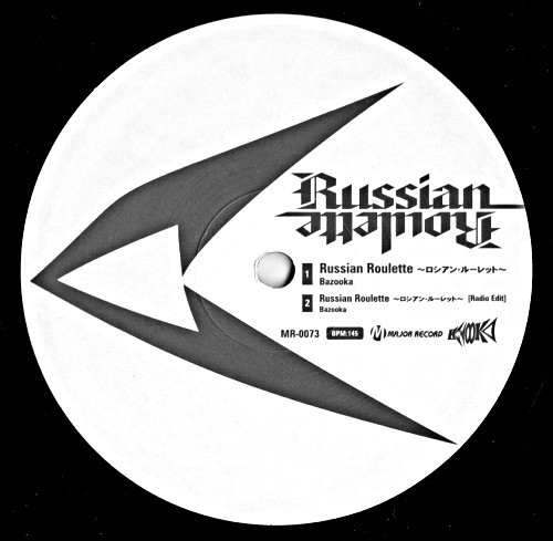 ・アーティスト Bazookam, 4 Skips, Floorbreaker ・タイトル Russian Roulette / Spike ・レーベル・型番 MAJOR MR0073 ・フォーマット 12インチレコード ・コンディション(盤) 非常に良い(EX) ・コンディション(ジャケット) プレインカバー（元ジャケット／カバー無し） ・コンディション(帯) オビなし ・特記事項 サンプル画像です。実際の商品の画像ではありません 商品写真はバーコード/カタログ番号に対応したサンプル画像ですので、お送りする商品の画像ではありません。帯やライナーなどの付属品は、特記事項に記載されている場合のみ含まれます。プロモやカラーレコードなどの仕様についても、該当する場合のみ特記事項に記載しています。 【ご購入前に必ずご確認ください】 ・本店サイト(www.recordcity.jp)とは価格、送料が違います ・本店サイト、その他支店のオーダーとは同梱発送できません ・注文確定後に別の注文を頂いた場合、注文同士の同梱は致しかねます。 ・別倉庫から発送しているため、店頭受け渡しは対応しておりません ・一部商品は他の通販サイトでも販売しているため、ご注文のタイミングによっては商品のご用意ができない場合がございます。 ・土日祝日はお休みです 金曜・祝前日9時以降のご連絡またはご入金は、返答または発送が週明け・祝日明けに順次対応となります。 ・ご購入後のキャンセル不可 ご購入後のキャンセルはいかなる理由においてもお受けできません。ご了承の上、ご購入くださいませ。 ・日本郵便(ゆうパック/ゆうメール)によるお届けになります。 ・中古品であることをご理解ください 当ストアでは中古商品を主に販売しております。中古品であることをご理解の上ご購入ください。また、一部商品はRecordCityオンラインストアで試聴可能です。 ・返品について お客様のご都合による返品は一切承っておりません。 表記の内容と実際の商品に相違がある場合、また針飛び等で返品・返金をご希望される場合は、商品の到着後1週間以内にご連絡ください。商品の返送をこちらで確認後、キャンセル・返金を行います。 コンディションVG以下の商品は返品できません。プレイに影響のない表面のこすれ傷、プレス起因のノイズ盤は返品の対象外です。 【コンディション表記】 ・ほぼ新品(M-)(Like New) 完全な新品。未使用。当店ではほぼ使用しません ・非常に良い(EX)(Excellent) 中古盤として美品な状態。わずかな経年を感じるものの傷みを感じさせない、当店基準で最高の状態 ・良い(VG+)(Very Good Plus) 丁寧に扱われた中古品で、軽い使用感がみられる。 ・可(VG)(Acceptable) 使い込まれた中古品で、「良い」よりもさらに使用感がみられる。 ・悪い(VG-)(Bad) 状態が悪いアイテム。使用の保障はなく、再生不可、針飛び、目立つノイズがあるかもしれない。状態によるクレーム不可。返品不可。 ・非常に悪い(G)(Very Bad) 「悪い」よりさらに状態が悪いアイテム。使用の保障はなく、再生不可、針飛び、目立つノイズがあるかもしれない。状態によるクレーム不可。返品不可。 ・ジャンク(Fair)(Junk/Fair) 割れている、反っている、水ダメージがある、カビ、ジャケットが分離している、ひどい書き込み、ひどい擦れなど最低の状態。使用の保障はなく、再生不可、針飛び、目立つノイズがあるかもしれない。状態によるクレーム不可。返品不可。 ・ジャンク(Poor)(Junk/Poor) 割れている、反っている、水ダメージがある、カビ、ジャケットが分離している、ひどい書き込み、ひどい擦れなど最低の状態。使用の保障はなく、再生不可、針飛び、目立つノイズがあるかもしれない。状態によるクレーム不可。返品不可。