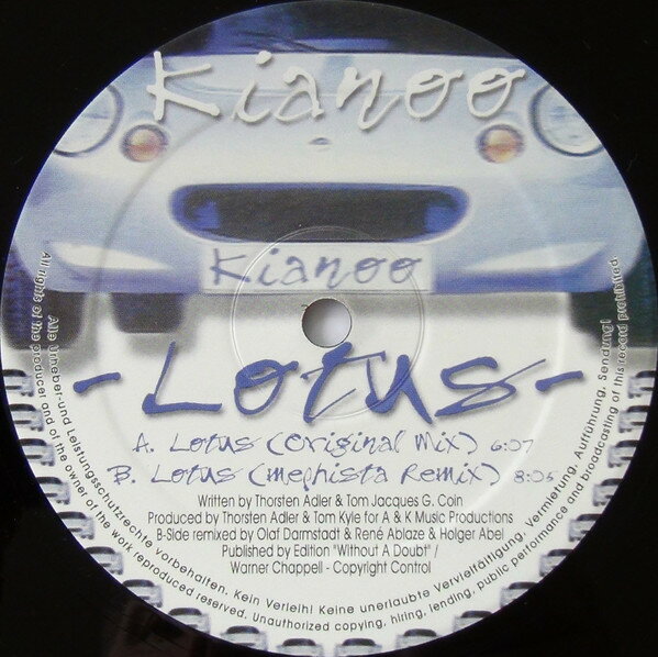 ・アーティスト Kianoo ・タイトル Lotus ・レーベル・型番 TAAACH! RECORDINGS T011 ・フォーマット 12インチレコード ・コンディション(盤) 良い (VG+) ・コンディション(ジャケット) プレインカバー（元ジャケット／カバー無し） ・コンディション(帯) オビなし ・特記事項 【盤にヘアライン】 サンプル画像です。実際の商品の画像ではありません 商品写真はバーコード/カタログ番号に対応したサンプル画像ですので、お送りする商品の画像ではありません。帯やライナーなどの付属品は、特記事項に記載されている場合のみ含まれます。プロモやカラーレコードなどの仕様についても、該当する場合のみ特記事項に記載しています。 【ご購入前に必ずご確認ください】 ・本店サイト(www.recordcity.jp)とは価格、送料が違います ・本店サイト、その他支店のオーダーとは同梱発送できません ・注文確定後に別の注文を頂いた場合、注文同士の同梱は致しかねます。 ・別倉庫から発送しているため、店頭受け渡しは対応しておりません ・一部商品は他の通販サイトでも販売しているため、ご注文のタイミングによっては商品のご用意ができない場合がございます。 ・土日祝日はお休みです 金曜・祝前日9時以降のご連絡またはご入金は、返答または発送が週明け・祝日明けに順次対応となります。 ・ご購入後のキャンセル不可 ご購入後のキャンセルはいかなる理由においてもお受けできません。ご了承の上、ご購入くださいませ。 ・日本郵便(ゆうパック/ゆうメール)によるお届けになります。 ・中古品であることをご理解ください 当ストアでは中古商品を主に販売しております。中古品であることをご理解の上ご購入ください。また、一部商品はRecordCityオンラインストアで試聴可能です。 ・返品について お客様のご都合による返品は一切承っておりません。 表記の内容と実際の商品に相違がある場合、また針飛び等で返品・返金をご希望される場合は、商品の到着後1週間以内にご連絡ください。商品の返送をこちらで確認後、キャンセル・返金を行います。 コンディションVG以下の商品は返品できません。プレイに影響のない表面のこすれ傷、プレス起因のノイズ盤は返品の対象外です。 【コンディション表記】 ・ほぼ新品(M-)(Like New) 完全な新品。未使用。当店ではほぼ使用しません ・非常に良い(EX)(Excellent) 中古盤として美品な状態。わずかな経年を感じるものの傷みを感じさせない、当店基準で最高の状態 ・良い(VG+)(Very Good Plus) 丁寧に扱われた中古品で、軽い使用感がみられる。 ・可(VG)(Acceptable) 使い込まれた中古品で、「良い」よりもさらに使用感がみられる。 ・悪い(VG-)(Bad) 状態が悪いアイテム。使用の保障はなく、再生不可、針飛び、目立つノイズがあるかもしれない。状態によるクレーム不可。返品不可。 ・非常に悪い(G)(Very Bad) 「悪い」よりさらに状態が悪いアイテム。使用の保障はなく、再生不可、針飛び、目立つノイズがあるかもしれない。状態によるクレーム不可。返品不可。 ・ジャンク(Fair)(Junk/Fair) 割れている、反っている、水ダメージがある、カビ、ジャケットが分離している、ひどい書き込み、ひどい擦れなど最低の状態。使用の保障はなく、再生不可、針飛び、目立つノイズがあるかもしれない。状態によるクレーム不可。返品不可。 ・ジャンク(Poor)(Junk/Poor) 割れている、反っている、水ダメージがある、カビ、ジャケットが分離している、ひどい書き込み、ひどい擦れなど最低の状態。使用の保障はなく、再生不可、針飛び、目立つノイズがあるかもしれない。状態によるクレーム不可。返品不可。