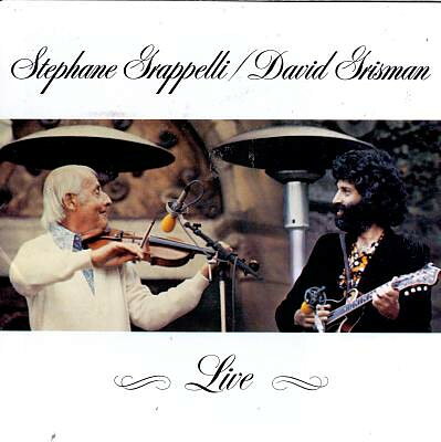 ・アーティスト Stephane Grappelli / David Grisman ・タイトル Live ・レーベル・型番 Warner Bros. Records 35502 ・フォーマット CD ・コンディション(盤) 可 (VG) ・コンディション(ジャケット) ・コンディション(帯) オビなし ・特記事項 【ケース汚れ】【ツメ折れ/破損】【盤に小さいキズ】 サンプル画像です。実際の商品の画像ではありません 商品写真はバーコード/カタログ番号に対応したサンプル画像ですので、お送りする商品の画像ではありません。帯やライナーなどの付属品は、特記事項に記載されている場合のみ含まれます。プロモやカラーレコードなどの仕様についても、該当する場合のみ特記事項に記載しています。 【ご購入前に必ずご確認ください】 ・本店サイト(www.recordcity.jp)とは価格、送料が違います ・本店サイト、その他支店のオーダーとは同梱発送できません ・注文確定後に別の注文を頂いた場合、注文同士の同梱は致しかねます。 ・別倉庫から発送しているため、店頭受け渡しは対応しておりません ・一部商品は他の通販サイトでも販売しているため、ご注文のタイミングによっては商品のご用意ができない場合がございます。 ・土日祝日はお休みです 金曜・祝前日9時以降のご連絡またはご入金は、返答または発送が週明け・祝日明けに順次対応となります。 ・ご購入後のキャンセル不可 ご購入後のキャンセルはいかなる理由においてもお受けできません。ご了承の上、ご購入くださいませ。 ・日本郵便(ゆうパック/ゆうメール)によるお届けになります。 ・中古品であることをご理解ください 当ストアでは中古商品を主に販売しております。中古品であることをご理解の上ご購入ください。また、一部商品はRecordCityオンラインストアで試聴可能です。 ・返品について お客様のご都合による返品は一切承っておりません。 表記の内容と実際の商品に相違がある場合、また針飛び等で返品・返金をご希望される場合は、商品の到着後1週間以内にご連絡ください。商品の返送をこちらで確認後、キャンセル・返金を行います。 コンディションVG以下の商品は返品できません。プレイに影響のない表面のこすれ傷、プレス起因のノイズ盤は返品の対象外です。 【コンディション表記】 ・ほぼ新品(M-)(Like New) 完全な新品。未使用。当店ではほぼ使用しません ・非常に良い(EX)(Excellent) 中古盤として美品な状態。わずかな経年を感じるものの傷みを感じさせない、当店基準で最高の状態 ・良い(VG+)(Very Good Plus) 丁寧に扱われた中古品で、軽い使用感がみられる。 ・可(VG)(Acceptable) 使い込まれた中古品で、「良い」よりもさらに使用感がみられる。 ・悪い(VG-)(Bad) 状態が悪いアイテム。使用の保障はなく、再生不可、針飛び、目立つノイズがあるかもしれない。状態によるクレーム不可。返品不可。 ・非常に悪い(G)(Very Bad) 「悪い」よりさらに状態が悪いアイテム。使用の保障はなく、再生不可、針飛び、目立つノイズがあるかもしれない。状態によるクレーム不可。返品不可。 ・ジャンク(Fair)(Junk/Fair) 割れている、反っている、水ダメージがある、カビ、ジャケットが分離している、ひどい書き込み、ひどい擦れなど最低の状態。使用の保障はなく、再生不可、針飛び、目立つノイズがあるかもしれない。状態によるクレーム不可。返品不可。 ・ジャンク(Poor)(Junk/Poor) 割れている、反っている、水ダメージがある、カビ、ジャケットが分離している、ひどい書き込み、ひどい擦れなど最低の状態。使用の保障はなく、再生不可、針飛び、目立つノイズがあるかもしれない。状態によるクレーム不可。返品不可。