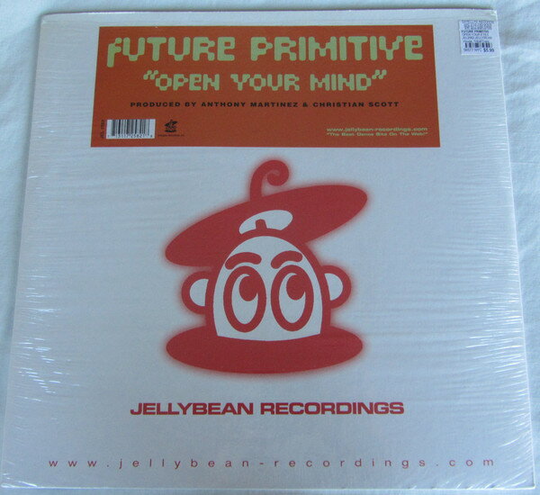 ・アーティスト Future Primitive ・タイトル Open Your Mind ・レーベル・型番 Jellybean Recordings JEL2582 ・フォーマット 12インチレコード ・コンディション(盤) 良い (VG+) ・コンディション(ジャケット) 良い (VG+) ・コンディション(帯) オビなし ・特記事項 サンプル画像です。実際の商品の画像ではありません 商品写真はバーコード/カタログ番号に対応したサンプル画像ですので、お送りする商品の画像ではありません。帯やライナーなどの付属品は、特記事項に記載されている場合のみ含まれます。プロモやカラーレコードなどの仕様についても、該当する場合のみ特記事項に記載しています。 【ご購入前に必ずご確認ください】 ・本店サイト(www.recordcity.jp)とは価格、送料が違います ・本店サイト、その他支店のオーダーとは同梱発送できません ・注文確定後に別の注文を頂いた場合、注文同士の同梱は致しかねます。 ・別倉庫から発送しているため、店頭受け渡しは対応しておりません ・一部商品は他の通販サイトでも販売しているため、ご注文のタイミングによっては商品のご用意ができない場合がございます。 ・土日祝日はお休みです 金曜・祝前日9時以降のご連絡またはご入金は、返答または発送が週明け・祝日明けに順次対応となります。 ・ご購入後のキャンセル不可 ご購入後のキャンセルはいかなる理由においてもお受けできません。ご了承の上、ご購入くださいませ。 ・日本郵便(ゆうパック/ゆうメール)によるお届けになります。 ・中古品であることをご理解ください 当ストアでは中古商品を主に販売しております。中古品であることをご理解の上ご購入ください。また、一部商品はRecordCityオンラインストアで試聴可能です。 ・返品について お客様のご都合による返品は一切承っておりません。 表記の内容と実際の商品に相違がある場合、また針飛び等で返品・返金をご希望される場合は、商品の到着後1週間以内にご連絡ください。商品の返送をこちらで確認後、キャンセル・返金を行います。 コンディションVG以下の商品は返品できません。プレイに影響のない表面のこすれ傷、プレス起因のノイズ盤は返品の対象外です。 【コンディション表記】 ・ほぼ新品(M-)(Like New) 完全な新品。未使用。当店ではほぼ使用しません ・非常に良い(EX)(Excellent) 中古盤として美品な状態。わずかな経年を感じるものの傷みを感じさせない、当店基準で最高の状態 ・良い(VG+)(Very Good Plus) 丁寧に扱われた中古品で、軽い使用感がみられる。 ・可(VG)(Acceptable) 使い込まれた中古品で、「良い」よりもさらに使用感がみられる。 ・悪い(VG-)(Bad) 状態が悪いアイテム。使用の保障はなく、再生不可、針飛び、目立つノイズがあるかもしれない。状態によるクレーム不可。返品不可。 ・非常に悪い(G)(Very Bad) 「悪い」よりさらに状態が悪いアイテム。使用の保障はなく、再生不可、針飛び、目立つノイズがあるかもしれない。状態によるクレーム不可。返品不可。 ・ジャンク(Fair)(Junk/Fair) 割れている、反っている、水ダメージがある、カビ、ジャケットが分離している、ひどい書き込み、ひどい擦れなど最低の状態。使用の保障はなく、再生不可、針飛び、目立つノイズがあるかもしれない。状態によるクレーム不可。返品不可。 ・ジャンク(Poor)(Junk/Poor) 割れている、反っている、水ダメージがある、カビ、ジャケットが分離している、ひどい書き込み、ひどい擦れなど最低の状態。使用の保障はなく、再生不可、針飛び、目立つノイズがあるかもしれない。状態によるクレーム不可。返品不可。