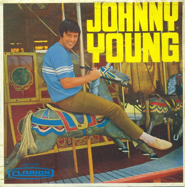 ・アーティスト Johnny Young ・タイトル Johnny Young ・レーベル・型番 Clarion Records (2) MCX11251 ・フォーマット 7インチレコード ・コンディション(盤) 良い (VG+) ・コンディション(ジャケット) 良い (VG+) ・コンディション(帯) オビなし ・特記事項 【盤に薄い跡】【カバー汚れ】 サンプル画像です。実際の商品の画像ではありません 商品写真はバーコード/カタログ番号に対応したサンプル画像ですので、お送りする商品の画像ではありません。帯やライナーなどの付属品は、特記事項に記載されている場合のみ含まれます。プロモやカラーレコードなどの仕様についても、該当する場合のみ特記事項に記載しています。 【ご購入前に必ずご確認ください】 ・本店サイト(www.recordcity.jp)とは価格、送料が違います ・本店サイト、その他支店のオーダーとは同梱発送できません ・注文確定後に別の注文を頂いた場合、注文同士の同梱は致しかねます。 ・別倉庫から発送しているため、店頭受け渡しは対応しておりません ・一部商品は他の通販サイトでも販売しているため、ご注文のタイミングによっては商品のご用意ができない場合がございます。 ・土日祝日はお休みです 金曜・祝前日9時以降のご連絡またはご入金は、返答または発送が週明け・祝日明けに順次対応となります。 ・ご購入後のキャンセル不可 ご購入後のキャンセルはいかなる理由においてもお受けできません。ご了承の上、ご購入くださいませ。 ・日本郵便(ゆうパック/ゆうメール)によるお届けになります。 ・中古品であることをご理解ください 当ストアでは中古商品を主に販売しております。中古品であることをご理解の上ご購入ください。また、一部商品はRecordCityオンラインストアで試聴可能です。 ・返品について お客様のご都合による返品は一切承っておりません。 表記の内容と実際の商品に相違がある場合、また針飛び等で返品・返金をご希望される場合は、商品の到着後1週間以内にご連絡ください。商品の返送をこちらで確認後、キャンセル・返金を行います。 コンディションVG以下の商品は返品できません。プレイに影響のない表面のこすれ傷、プレス起因のノイズ盤は返品の対象外です。 【コンディション表記】 ・ほぼ新品(M-)(Like New) 完全な新品。未使用。当店ではほぼ使用しません ・非常に良い(EX)(Excellent) 中古盤として美品な状態。わずかな経年を感じるものの傷みを感じさせない、当店基準で最高の状態 ・良い(VG+)(Very Good Plus) 丁寧に扱われた中古品で、軽い使用感がみられる。 ・可(VG)(Acceptable) 使い込まれた中古品で、「良い」よりもさらに使用感がみられる。 ・悪い(VG-)(Bad) 状態が悪いアイテム。使用の保障はなく、再生不可、針飛び、目立つノイズがあるかもしれない。状態によるクレーム不可。返品不可。 ・非常に悪い(G)(Very Bad) 「悪い」よりさらに状態が悪いアイテム。使用の保障はなく、再生不可、針飛び、目立つノイズがあるかもしれない。状態によるクレーム不可。返品不可。 ・ジャンク(Fair)(Junk/Fair) 割れている、反っている、水ダメージがある、カビ、ジャケットが分離している、ひどい書き込み、ひどい擦れなど最低の状態。使用の保障はなく、再生不可、針飛び、目立つノイズがあるかもしれない。状態によるクレーム不可。返品不可。 ・ジャンク(Poor)(Junk/Poor) 割れている、反っている、水ダメージがある、カビ、ジャケットが分離している、ひどい書き込み、ひどい擦れなど最低の状態。使用の保障はなく、再生不可、針飛び、目立つノイズがあるかもしれない。状態によるクレーム不可。返品不可。