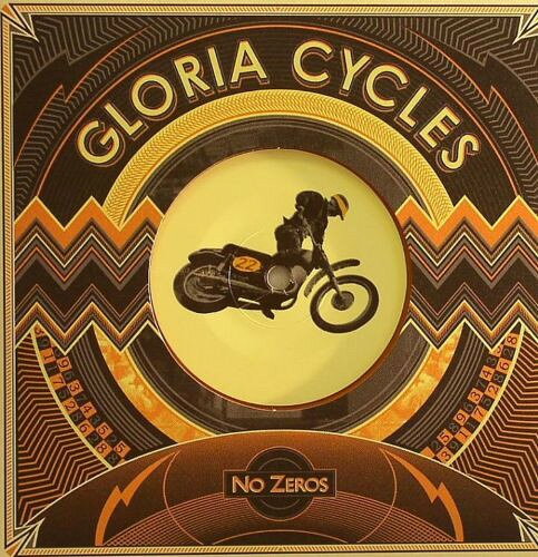 ・アーティスト Gloria Cycles ・タイトル No Zeros ・レーベル・型番 Wendy Bikes Records 07WB02 ・フォーマット 7インチレコード ・コンディション(盤) 良い (VG+) ・コンディション(ジャケット) 良い (VG+) ・コンディション(帯) オビなし ・特記事項 【カラー盤（イエロー）】 サンプル画像です。実際の商品の画像ではありません 商品写真はバーコード/カタログ番号に対応したサンプル画像ですので、お送りする商品の画像ではありません。帯やライナーなどの付属品は、特記事項に記載されている場合のみ含まれます。プロモやカラーレコードなどの仕様についても、該当する場合のみ特記事項に記載しています。 【ご購入前に必ずご確認ください】 ・本店サイト(www.recordcity.jp)とは価格、送料が違います ・本店サイト、その他支店のオーダーとは同梱発送できません ・注文確定後に別の注文を頂いた場合、注文同士の同梱は致しかねます。 ・別倉庫から発送しているため、店頭受け渡しは対応しておりません ・一部商品は他の通販サイトでも販売しているため、ご注文のタイミングによっては商品のご用意ができない場合がございます。 ・土日祝日はお休みです 金曜・祝前日9時以降のご連絡またはご入金は、返答または発送が週明け・祝日明けに順次対応となります。 ・ご購入後のキャンセル不可 ご購入後のキャンセルはいかなる理由においてもお受けできません。ご了承の上、ご購入くださいませ。 ・日本郵便(ゆうパック/ゆうメール)によるお届けになります。 ・中古品であることをご理解ください 当ストアでは中古商品を主に販売しております。中古品であることをご理解の上ご購入ください。また、一部商品はRecordCityオンラインストアで試聴可能です。 ・返品について お客様のご都合による返品は一切承っておりません。 表記の内容と実際の商品に相違がある場合、また針飛び等で返品・返金をご希望される場合は、商品の到着後1週間以内にご連絡ください。商品の返送をこちらで確認後、キャンセル・返金を行います。 コンディションVG以下の商品は返品できません。プレイに影響のない表面のこすれ傷、プレス起因のノイズ盤は返品の対象外です。 【コンディション表記】 ・ほぼ新品(M-)(Like New) 完全な新品。未使用。当店ではほぼ使用しません ・非常に良い(EX)(Excellent) 中古盤として美品な状態。わずかな経年を感じるものの傷みを感じさせない、当店基準で最高の状態 ・良い(VG+)(Very Good Plus) 丁寧に扱われた中古品で、軽い使用感がみられる。 ・可(VG)(Acceptable) 使い込まれた中古品で、「良い」よりもさらに使用感がみられる。 ・悪い(VG-)(Bad) 状態が悪いアイテム。使用の保障はなく、再生不可、針飛び、目立つノイズがあるかもしれない。状態によるクレーム不可。返品不可。 ・非常に悪い(G)(Very Bad) 「悪い」よりさらに状態が悪いアイテム。使用の保障はなく、再生不可、針飛び、目立つノイズがあるかもしれない。状態によるクレーム不可。返品不可。 ・ジャンク(Fair)(Junk/Fair) 割れている、反っている、水ダメージがある、カビ、ジャケットが分離している、ひどい書き込み、ひどい擦れなど最低の状態。使用の保障はなく、再生不可、針飛び、目立つノイズがあるかもしれない。状態によるクレーム不可。返品不可。 ・ジャンク(Poor)(Junk/Poor) 割れている、反っている、水ダメージがある、カビ、ジャケットが分離している、ひどい書き込み、ひどい擦れなど最低の状態。使用の保障はなく、再生不可、針飛び、目立つノイズがあるかもしれない。状態によるクレーム不可。返品不可。