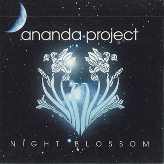 ・アーティスト Ananda Project ・タイトル Night Blossom ・レーベル・型番 AVEX RZCD458489PROMO ・フォーマット ミックスCD ・コンディション(盤) 良い (VG+) ・コンディション(ジャケット) 良い (VG+) ・コンディション(帯) 良い (VG+) ・特記事項 【プロモ盤】 サンプル画像です。実際の商品の画像ではありません 商品写真はバーコード/カタログ番号に対応したサンプル画像ですので、お送りする商品の画像ではありません。帯やライナーなどの付属品は、特記事項に記載されている場合のみ含まれます。プロモやカラーレコードなどの仕様についても、該当する場合のみ特記事項に記載しています。 【ご購入前に必ずご確認ください】 ・本店サイト(www.recordcity.jp)とは価格、送料が違います ・本店サイト、その他支店のオーダーとは同梱発送できません ・注文確定後に別の注文を頂いた場合、注文同士の同梱は致しかねます。 ・別倉庫から発送しているため、店頭受け渡しは対応しておりません ・一部商品は他の通販サイトでも販売しているため、ご注文のタイミングによっては商品のご用意ができない場合がございます。 ・土日祝日はお休みです 金曜・祝前日9時以降のご連絡またはご入金は、返答または発送が週明け・祝日明けに順次対応となります。 ・ご購入後のキャンセル不可 ご購入後のキャンセルはいかなる理由においてもお受けできません。ご了承の上、ご購入くださいませ。 ・日本郵便(ゆうパック/ゆうメール)によるお届けになります。 ・中古品であることをご理解ください 当ストアでは中古商品を主に販売しております。中古品であることをご理解の上ご購入ください。また、一部商品はRecordCityオンラインストアで試聴可能です。 ・返品について お客様のご都合による返品は一切承っておりません。 表記の内容と実際の商品に相違がある場合、また針飛び等で返品・返金をご希望される場合は、商品の到着後1週間以内にご連絡ください。商品の返送をこちらで確認後、キャンセル・返金を行います。 コンディションVG以下の商品は返品できません。プレイに影響のない表面のこすれ傷、プレス起因のノイズ盤は返品の対象外です。 【コンディション表記】 ・ほぼ新品(M-)(Like New) 完全な新品。未使用。当店ではほぼ使用しません ・非常に良い(EX)(Excellent) 中古盤として美品な状態。わずかな経年を感じるものの傷みを感じさせない、当店基準で最高の状態 ・良い(VG+)(Very Good Plus) 丁寧に扱われた中古品で、軽い使用感がみられる。 ・可(VG)(Acceptable) 使い込まれた中古品で、「良い」よりもさらに使用感がみられる。 ・悪い(VG-)(Bad) 状態が悪いアイテム。使用の保障はなく、再生不可、針飛び、目立つノイズがあるかもしれない。状態によるクレーム不可。返品不可。 ・非常に悪い(G)(Very Bad) 「悪い」よりさらに状態が悪いアイテム。使用の保障はなく、再生不可、針飛び、目立つノイズがあるかもしれない。状態によるクレーム不可。返品不可。 ・ジャンク(Fair)(Junk/Fair) 割れている、反っている、水ダメージがある、カビ、ジャケットが分離している、ひどい書き込み、ひどい擦れなど最低の状態。使用の保障はなく、再生不可、針飛び、目立つノイズがあるかもしれない。状態によるクレーム不可。返品不可。 ・ジャンク(Poor)(Junk/Poor) 割れている、反っている、水ダメージがある、カビ、ジャケットが分離している、ひどい書き込み、ひどい擦れなど最低の状態。使用の保障はなく、再生不可、針飛び、目立つノイズがあるかもしれない。状態によるクレーム不可。返品不可。