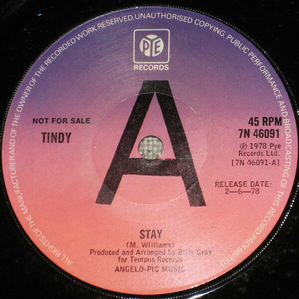・アーティスト Tindy ・タイトル Stay ・レーベル・型番 Pye Records 7N46091PROMO ・フォーマット 7インチレコード ・コンディション(盤) 良い (VG+) ・コンディション(ジャケット) プレインカバー（元ジャケット／カバー無し） ・コンディション(帯) オビなし ・特記事項 【company sleevecompany sleeve】 サンプル画像です。実際の商品の画像ではありません 商品写真はバーコード/カタログ番号に対応したサンプル画像ですので、お送りする商品の画像ではありません。帯やライナーなどの付属品は、特記事項に記載されている場合のみ含まれます。プロモやカラーレコードなどの仕様についても、該当する場合のみ特記事項に記載しています。 【ご購入前に必ずご確認ください】 ・本店サイト(www.recordcity.jp)とは価格、送料が違います ・本店サイト、その他支店のオーダーとは同梱発送できません ・注文確定後に別の注文を頂いた場合、注文同士の同梱は致しかねます。 ・別倉庫から発送しているため、店頭受け渡しは対応しておりません ・一部商品は他の通販サイトでも販売しているため、ご注文のタイミングによっては商品のご用意ができない場合がございます。 ・土日祝日はお休みです 金曜・祝前日9時以降のご連絡またはご入金は、返答または発送が週明け・祝日明けに順次対応となります。 ・ご購入後のキャンセル不可 ご購入後のキャンセルはいかなる理由においてもお受けできません。ご了承の上、ご購入くださいませ。 ・日本郵便(ゆうパック/ゆうメール)によるお届けになります。 ・中古品であることをご理解ください 当ストアでは中古商品を主に販売しております。中古品であることをご理解の上ご購入ください。また、一部商品はRecordCityオンラインストアで試聴可能です。 ・返品について お客様のご都合による返品は一切承っておりません。 表記の内容と実際の商品に相違がある場合、また針飛び等で返品・返金をご希望される場合は、商品の到着後1週間以内にご連絡ください。商品の返送をこちらで確認後、キャンセル・返金を行います。 コンディションVG以下の商品は返品できません。プレイに影響のない表面のこすれ傷、プレス起因のノイズ盤は返品の対象外です。 【コンディション表記】 ・ほぼ新品(M-)(Like New) 完全な新品。未使用。当店ではほぼ使用しません ・非常に良い(EX)(Excellent) 中古盤として美品な状態。わずかな経年を感じるものの傷みを感じさせない、当店基準で最高の状態 ・良い(VG+)(Very Good Plus) 丁寧に扱われた中古品で、軽い使用感がみられる。 ・可(VG)(Acceptable) 使い込まれた中古品で、「良い」よりもさらに使用感がみられる。 ・悪い(VG-)(Bad) 状態が悪いアイテム。使用の保障はなく、再生不可、針飛び、目立つノイズがあるかもしれない。状態によるクレーム不可。返品不可。 ・非常に悪い(G)(Very Bad) 「悪い」よりさらに状態が悪いアイテム。使用の保障はなく、再生不可、針飛び、目立つノイズがあるかもしれない。状態によるクレーム不可。返品不可。 ・ジャンク(Fair)(Junk/Fair) 割れている、反っている、水ダメージがある、カビ、ジャケットが分離している、ひどい書き込み、ひどい擦れなど最低の状態。使用の保障はなく、再生不可、針飛び、目立つノイズがあるかもしれない。状態によるクレーム不可。返品不可。 ・ジャンク(Poor)(Junk/Poor) 割れている、反っている、水ダメージがある、カビ、ジャケットが分離している、ひどい書き込み、ひどい擦れなど最低の状態。使用の保障はなく、再生不可、針飛び、目立つノイズがあるかもしれない。状態によるクレーム不可。返品不可。