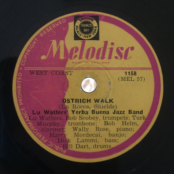 ・アーティスト Lu Watters & Yerba Buena Jazz Band ・タイトル Ostrich Walk / 1919 Rag ・レーベル・型番 MELOSISC 1158 ・フォーマット 78回転SP盤レコード ・コンディション(盤) 良い (VG+) ・コンディション(ジャケット) 良い (VG+) ・コンディション(帯) オビなし ・特記事項 【※再生コンディションによる返品不可】 サンプル画像です。実際の商品の画像ではありません 商品写真はバーコード/カタログ番号に対応したサンプル画像ですので、お送りする商品の画像ではありません。帯やライナーなどの付属品は、特記事項に記載されている場合のみ含まれます。プロモやカラーレコードなどの仕様についても、該当する場合のみ特記事項に記載しています。 【ご購入前に必ずご確認ください】 ・本店サイト(www.recordcity.jp)とは価格、送料が違います ・本店サイト、その他支店のオーダーとは同梱発送できません ・注文確定後に別の注文を頂いた場合、注文同士の同梱は致しかねます。 ・別倉庫から発送しているため、店頭受け渡しは対応しておりません ・一部商品は他の通販サイトでも販売しているため、ご注文のタイミングによっては商品のご用意ができない場合がございます。 ・土日祝日はお休みです 金曜・祝前日9時以降のご連絡またはご入金は、返答または発送が週明け・祝日明けに順次対応となります。 ・ご購入後のキャンセル不可 ご購入後のキャンセルはいかなる理由においてもお受けできません。ご了承の上、ご購入くださいませ。 ・日本郵便(ゆうパック/ゆうメール)によるお届けになります。 ・中古品であることをご理解ください 当ストアでは中古商品を主に販売しております。中古品であることをご理解の上ご購入ください。また、一部商品はRecordCityオンラインストアで試聴可能です。 ・返品について お客様のご都合による返品は一切承っておりません。 表記の内容と実際の商品に相違がある場合、また針飛び等で返品・返金をご希望される場合は、商品の到着後1週間以内にご連絡ください。商品の返送をこちらで確認後、キャンセル・返金を行います。 コンディションVG以下の商品は返品できません。プレイに影響のない表面のこすれ傷、プレス起因のノイズ盤は返品の対象外です。 【コンディション表記】 ・ほぼ新品(M-)(Like New) 完全な新品。未使用。当店ではほぼ使用しません ・非常に良い(EX)(Excellent) 中古盤として美品な状態。わずかな経年を感じるものの傷みを感じさせない、当店基準で最高の状態 ・良い(VG+)(Very Good Plus) 丁寧に扱われた中古品で、軽い使用感がみられる。 ・可(VG)(Acceptable) 使い込まれた中古品で、「良い」よりもさらに使用感がみられる。 ・悪い(VG-)(Bad) 状態が悪いアイテム。使用の保障はなく、再生不可、針飛び、目立つノイズがあるかもしれない。状態によるクレーム不可。返品不可。 ・非常に悪い(G)(Very Bad) 「悪い」よりさらに状態が悪いアイテム。使用の保障はなく、再生不可、針飛び、目立つノイズがあるかもしれない。状態によるクレーム不可。返品不可。 ・ジャンク(Fair)(Junk/Fair) 割れている、反っている、水ダメージがある、カビ、ジャケットが分離している、ひどい書き込み、ひどい擦れなど最低の状態。使用の保障はなく、再生不可、針飛び、目立つノイズがあるかもしれない。状態によるクレーム不可。返品不可。 ・ジャンク(Poor)(Junk/Poor) 割れている、反っている、水ダメージがある、カビ、ジャケットが分離している、ひどい書き込み、ひどい擦れなど最低の状態。使用の保障はなく、再生不可、針飛び、目立つノイズがあるかもしれない。状態によるクレーム不可。返品不可。