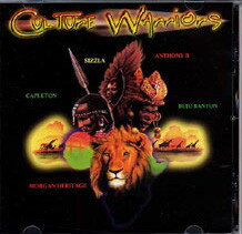 ・アーティスト Various ・タイトル Culture Warriors ・レーベル・型番 Brick Wall US BWLP047 ・フォーマット LPレコード ・コンディション(盤) 新品 (M) ・コンディション(ジャケット) ・コンディション(帯) オビなし ・特記事項 サンプル画像です。実際の商品の画像ではありません 商品写真はバーコード/カタログ番号に対応したサンプル画像ですので、お送りする商品の画像ではありません。帯やライナーなどの付属品は、特記事項に記載されている場合のみ含まれます。プロモやカラーレコードなどの仕様についても、該当する場合のみ特記事項に記載しています。 【ご購入前に必ずご確認ください】 ・本店サイト(www.recordcity.jp)とは価格、送料が違います ・本店サイト、その他支店のオーダーとは同梱発送できません ・注文確定後に別の注文を頂いた場合、注文同士の同梱は致しかねます。 ・別倉庫から発送しているため、店頭受け渡しは対応しておりません ・一部商品は他の通販サイトでも販売しているため、ご注文のタイミングによっては商品のご用意ができない場合がございます。 ・土日祝日はお休みです 金曜・祝前日9時以降のご連絡またはご入金は、返答または発送が週明け・祝日明けに順次対応となります。 ・ご購入後のキャンセル不可 ご購入後のキャンセルはいかなる理由においてもお受けできません。ご了承の上、ご購入くださいませ。 ・日本郵便(ゆうパック/ゆうメール)によるお届けになります。 ・中古品であることをご理解ください 当ストアでは中古商品を主に販売しております。中古品であることをご理解の上ご購入ください。また、一部商品はRecordCityオンラインストアで試聴可能です。 ・返品について お客様のご都合による返品は一切承っておりません。 表記の内容と実際の商品に相違がある場合、また針飛び等で返品・返金をご希望される場合は、商品の到着後1週間以内にご連絡ください。商品の返送をこちらで確認後、キャンセル・返金を行います。 コンディションVG以下の商品は返品できません。プレイに影響のない表面のこすれ傷、プレス起因のノイズ盤は返品の対象外です。 【コンディション表記】 ・ほぼ新品(M-)(Like New) 完全な新品。未使用。当店ではほぼ使用しません ・非常に良い(EX)(Excellent) 中古盤として美品な状態。わずかな経年を感じるものの傷みを感じさせない、当店基準で最高の状態 ・良い(VG+)(Very Good Plus) 丁寧に扱われた中古品で、軽い使用感がみられる。 ・可(VG)(Acceptable) 使い込まれた中古品で、「良い」よりもさらに使用感がみられる。 ・悪い(VG-)(Bad) 状態が悪いアイテム。使用の保障はなく、再生不可、針飛び、目立つノイズがあるかもしれない。状態によるクレーム不可。返品不可。 ・非常に悪い(G)(Very Bad) 「悪い」よりさらに状態が悪いアイテム。使用の保障はなく、再生不可、針飛び、目立つノイズがあるかもしれない。状態によるクレーム不可。返品不可。 ・ジャンク(Fair)(Junk/Fair) 割れている、反っている、水ダメージがある、カビ、ジャケットが分離している、ひどい書き込み、ひどい擦れなど最低の状態。使用の保障はなく、再生不可、針飛び、目立つノイズがあるかもしれない。状態によるクレーム不可。返品不可。 ・ジャンク(Poor)(Junk/Poor) 割れている、反っている、水ダメージがある、カビ、ジャケットが分離している、ひどい書き込み、ひどい擦れなど最低の状態。使用の保障はなく、再生不可、針飛び、目立つノイズがあるかもしれない。状態によるクレーム不可。返品不可。