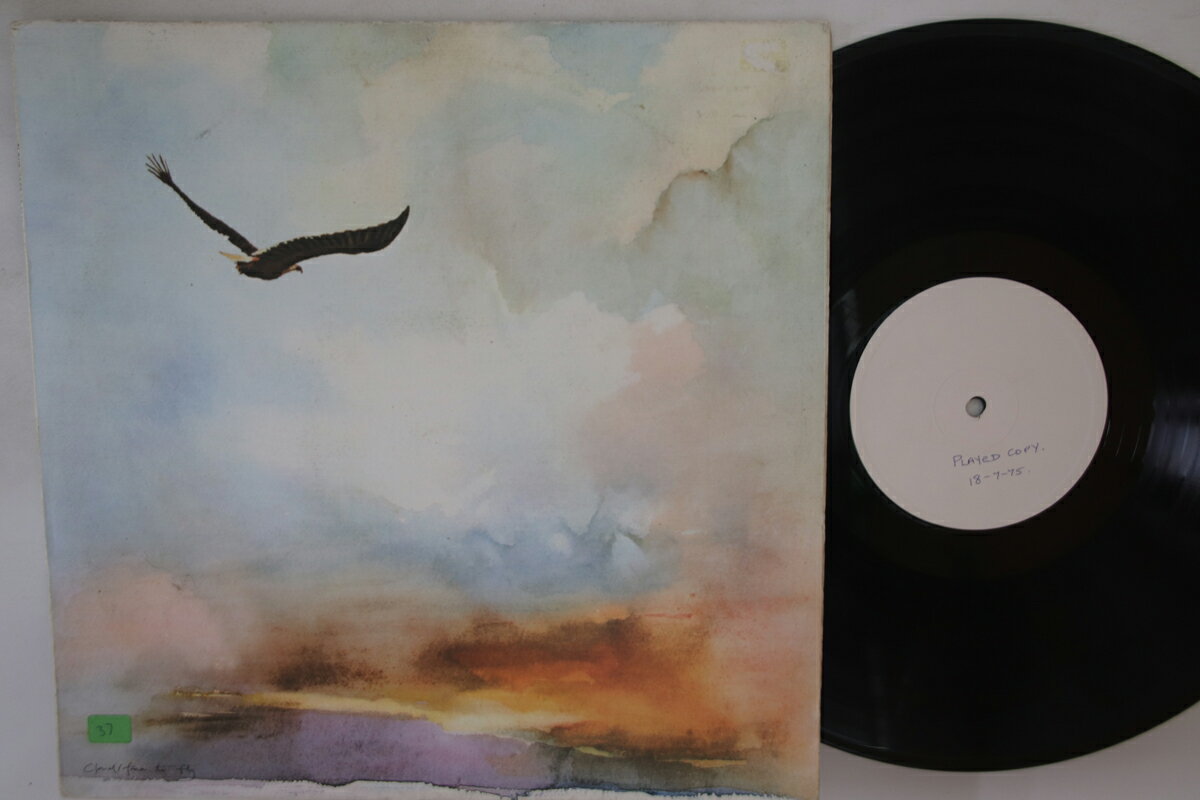 ・アーティスト Cloud ・タイトル Free To Fly ・レーベル・型番 DOVETAIL DOVE16PROMO ・フォーマット LPレコード ・コンディション(盤) 良い (VG+) ・コンディション(ジャケット) 良い (VG+) ・コンディション(帯) オビなし ・特記事項 【プロモ盤】 実際に発送される商品の画像です 【ご購入前に必ずご確認ください】 ・本店サイト(www.recordcity.jp)とは価格、送料が違います ・本店サイト、その他支店のオーダーとは同梱発送できません ・注文確定後に別の注文を頂いた場合、注文同士の同梱は致しかねます。 ・別倉庫から発送しているため、店頭受け渡しは対応しておりません ・一部商品は他の通販サイトでも販売しているため、ご注文のタイミングによっては商品のご用意ができない場合がございます。 ・土日祝日はお休みです 金曜・祝前日9時以降のご連絡またはご入金は、返答または発送が週明け・祝日明けに順次対応となります。 ・ご購入後のキャンセル不可 ご購入後のキャンセルはいかなる理由においてもお受けできません。ご了承の上、ご購入くださいませ。 ・日本郵便(ゆうパック/ゆうメール)によるお届けになります。 ・中古品であることをご理解ください 当ストアでは中古商品を主に販売しております。中古品であることをご理解の上ご購入ください。また、一部商品はRecordCityオンラインストアで試聴可能です。 ・返品について お客様のご都合による返品は一切承っておりません。 表記の内容と実際の商品に相違がある場合、また針飛び等で返品・返金をご希望される場合は、商品の到着後1週間以内にご連絡ください。商品の返送をこちらで確認後、キャンセル・返金を行います。 コンディションVG以下の商品は返品できません。プレイに影響のない表面のこすれ傷、プレス起因のノイズ盤は返品の対象外です。 【コンディション表記】 ・ほぼ新品(M-)(Like New) 完全な新品。未使用。当店ではほぼ使用しません ・非常に良い(EX)(Excellent) 中古盤として美品な状態。わずかな経年を感じるものの傷みを感じさせない、当店基準で最高の状態 ・良い(VG+)(Very Good Plus) 丁寧に扱われた中古品で、軽い使用感がみられる。 ・可(VG)(Acceptable) 使い込まれた中古品で、「良い」よりもさらに使用感がみられる。 ・悪い(VG-)(Bad) 状態が悪いアイテム。使用の保障はなく、再生不可、針飛び、目立つノイズがあるかもしれない。状態によるクレーム不可。返品不可。 ・非常に悪い(G)(Very Bad) 「悪い」よりさらに状態が悪いアイテム。使用の保障はなく、再生不可、針飛び、目立つノイズがあるかもしれない。状態によるクレーム不可。返品不可。 ・ジャンク(Fair)(Junk/Fair) 割れている、反っている、水ダメージがある、カビ、ジャケットが分離している、ひどい書き込み、ひどい擦れなど最低の状態。使用の保障はなく、再生不可、針飛び、目立つノイズがあるかもしれない。状態によるクレーム不可。返品不可。 ・ジャンク(Poor)(Junk/Poor) 割れている、反っている、水ダメージがある、カビ、ジャケットが分離している、ひどい書き込み、ひどい擦れなど最低の状態。使用の保障はなく、再生不可、針飛び、目立つノイズがあるかもしれない。状態によるクレーム不可。返品不可。