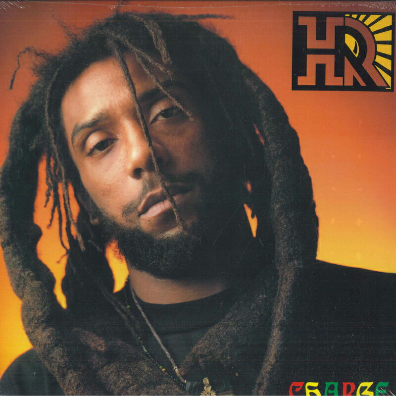 ・アーティスト H.R. ・タイトル Charge ・レーベル・型番 SST Records SST256 ・フォーマット LPレコード ・コンディション(盤) 新品 (M) ・コンディション(ジャケット) ・コンディション(帯) オビなし ・特記事項 サンプル画像です。実際の商品の画像ではありません 商品写真はバーコード/カタログ番号に対応したサンプル画像ですので、お送りする商品の画像ではありません。帯やライナーなどの付属品は、特記事項に記載されている場合のみ含まれます。プロモやカラーレコードなどの仕様についても、該当する場合のみ特記事項に記載しています。 【ご購入前に必ずご確認ください】 ・本店サイト(www.recordcity.jp)とは価格、送料が違います ・本店サイト、その他支店のオーダーとは同梱発送できません ・注文確定後に別の注文を頂いた場合、注文同士の同梱は致しかねます。 ・別倉庫から発送しているため、店頭受け渡しは対応しておりません ・一部商品は他の通販サイトでも販売しているため、ご注文のタイミングによっては商品のご用意ができない場合がございます。 ・土日祝日はお休みです 金曜・祝前日9時以降のご連絡またはご入金は、返答または発送が週明け・祝日明けに順次対応となります。 ・ご購入後のキャンセル不可 ご購入後のキャンセルはいかなる理由においてもお受けできません。ご了承の上、ご購入くださいませ。 ・日本郵便(ゆうパック/ゆうメール)によるお届けになります。 ・中古品であることをご理解ください 当ストアでは中古商品を主に販売しております。中古品であることをご理解の上ご購入ください。また、一部商品はRecordCityオンラインストアで試聴可能です。 ・返品について お客様のご都合による返品は一切承っておりません。 表記の内容と実際の商品に相違がある場合、また針飛び等で返品・返金をご希望される場合は、商品の到着後1週間以内にご連絡ください。商品の返送をこちらで確認後、キャンセル・返金を行います。 コンディションVG以下の商品は返品できません。プレイに影響のない表面のこすれ傷、プレス起因のノイズ盤は返品の対象外です。 【コンディション表記】 ・ほぼ新品(M-)(Like New) 完全な新品。未使用。当店ではほぼ使用しません ・非常に良い(EX)(Excellent) 中古盤として美品な状態。わずかな経年を感じるものの傷みを感じさせない、当店基準で最高の状態 ・良い(VG+)(Very Good Plus) 丁寧に扱われた中古品で、軽い使用感がみられる。 ・可(VG)(Acceptable) 使い込まれた中古品で、「良い」よりもさらに使用感がみられる。 ・悪い(VG-)(Bad) 状態が悪いアイテム。使用の保障はなく、再生不可、針飛び、目立つノイズがあるかもしれない。状態によるクレーム不可。返品不可。 ・非常に悪い(G)(Very Bad) 「悪い」よりさらに状態が悪いアイテム。使用の保障はなく、再生不可、針飛び、目立つノイズがあるかもしれない。状態によるクレーム不可。返品不可。 ・ジャンク(Fair)(Junk/Fair) 割れている、反っている、水ダメージがある、カビ、ジャケットが分離している、ひどい書き込み、ひどい擦れなど最低の状態。使用の保障はなく、再生不可、針飛び、目立つノイズがあるかもしれない。状態によるクレーム不可。返品不可。 ・ジャンク(Poor)(Junk/Poor) 割れている、反っている、水ダメージがある、カビ、ジャケットが分離している、ひどい書き込み、ひどい擦れなど最低の状態。使用の保障はなく、再生不可、針飛び、目立つノイズがあるかもしれない。状態によるクレーム不可。返品不可。