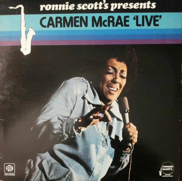・アーティスト Carmen McRae ・タイトル Ronnie Scott's Presents Carmen McRae 'Live' ・レーベル・型番 Pye Records NSPL18543 ・フォーマット LPレコード ・コンディション(盤) 非常に良い(EX) ・コンディション(ジャケット) 非常に良い(EX) ・コンディション(帯) オビなし ・特記事項 サンプル画像です。実際の商品の画像ではありません 商品写真はバーコード/カタログ番号に対応したサンプル画像ですので、お送りする商品の画像ではありません。帯やライナーなどの付属品は、特記事項に記載されている場合のみ含まれます。プロモやカラーレコードなどの仕様についても、該当する場合のみ特記事項に記載しています。 【ご購入前に必ずご確認ください】 ・本店サイト(www.recordcity.jp)とは価格、送料が違います ・本店サイト、その他支店のオーダーとは同梱発送できません ・注文確定後に別の注文を頂いた場合、注文同士の同梱は致しかねます。 ・別倉庫から発送しているため、店頭受け渡しは対応しておりません ・一部商品は他の通販サイトでも販売しているため、ご注文のタイミングによっては商品のご用意ができない場合がございます。 ・土日祝日はお休みです 金曜・祝前日9時以降のご連絡またはご入金は、返答または発送が週明け・祝日明けに順次対応となります。 ・ご購入後のキャンセル不可 ご購入後のキャンセルはいかなる理由においてもお受けできません。ご了承の上、ご購入くださいませ。 ・日本郵便(ゆうパック/ゆうメール)によるお届けになります。 ・中古品であることをご理解ください 当ストアでは中古商品を主に販売しております。中古品であることをご理解の上ご購入ください。また、一部商品はRecordCityオンラインストアで試聴可能です。 ・返品について お客様のご都合による返品は一切承っておりません。 表記の内容と実際の商品に相違がある場合、また針飛び等で返品・返金をご希望される場合は、商品の到着後1週間以内にご連絡ください。商品の返送をこちらで確認後、キャンセル・返金を行います。 コンディションVG以下の商品は返品できません。プレイに影響のない表面のこすれ傷、プレス起因のノイズ盤は返品の対象外です。 【コンディション表記】 ・ほぼ新品(M-)(Like New) 完全な新品。未使用。当店ではほぼ使用しません ・非常に良い(EX)(Excellent) 中古盤として美品な状態。わずかな経年を感じるものの傷みを感じさせない、当店基準で最高の状態 ・良い(VG+)(Very Good Plus) 丁寧に扱われた中古品で、軽い使用感がみられる。 ・可(VG)(Acceptable) 使い込まれた中古品で、「良い」よりもさらに使用感がみられる。 ・悪い(VG-)(Bad) 状態が悪いアイテム。使用の保障はなく、再生不可、針飛び、目立つノイズがあるかもしれない。状態によるクレーム不可。返品不可。 ・非常に悪い(G)(Very Bad) 「悪い」よりさらに状態が悪いアイテム。使用の保障はなく、再生不可、針飛び、目立つノイズがあるかもしれない。状態によるクレーム不可。返品不可。 ・ジャンク(Fair)(Junk/Fair) 割れている、反っている、水ダメージがある、カビ、ジャケットが分離している、ひどい書き込み、ひどい擦れなど最低の状態。使用の保障はなく、再生不可、針飛び、目立つノイズがあるかもしれない。状態によるクレーム不可。返品不可。 ・ジャンク(Poor)(Junk/Poor) 割れている、反っている、水ダメージがある、カビ、ジャケットが分離している、ひどい書き込み、ひどい擦れなど最低の状態。使用の保障はなく、再生不可、針飛び、目立つノイズがあるかもしれない。状態によるクレーム不可。返品不可。