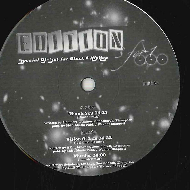 ・アーティスト Down Low ・タイトル Thank You ・レーベル・型番 K-TOWN RECORDS KTR0007312 ・フォーマット 12インチレコード ・コンディション(盤) 非常に良い(EX) ・コンディション(ジャケット) プレインカバー（元ジャケット／カバー無し） ・コンディション(帯) オビなし ・特記事項 サンプル画像です。実際の商品の画像ではありません 商品写真はバーコード/カタログ番号に対応したサンプル画像ですので、お送りする商品の画像ではありません。帯やライナーなどの付属品は、特記事項に記載されている場合のみ含まれます。プロモやカラーレコードなどの仕様についても、該当する場合のみ特記事項に記載しています。 【ご購入前に必ずご確認ください】 ・本店サイト(www.recordcity.jp)とは価格、送料が違います ・本店サイト、その他支店のオーダーとは同梱発送できません ・注文確定後に別の注文を頂いた場合、注文同士の同梱は致しかねます。 ・別倉庫から発送しているため、店頭受け渡しは対応しておりません ・一部商品は他の通販サイトでも販売しているため、ご注文のタイミングによっては商品のご用意ができない場合がございます。 ・土日祝日はお休みです 金曜・祝前日9時以降のご連絡またはご入金は、返答または発送が週明け・祝日明けに順次対応となります。 ・ご購入後のキャンセル不可 ご購入後のキャンセルはいかなる理由においてもお受けできません。ご了承の上、ご購入くださいませ。 ・日本郵便(ゆうパック/ゆうメール)によるお届けになります。 ・中古品であることをご理解ください 当ストアでは中古商品を主に販売しております。中古品であることをご理解の上ご購入ください。また、一部商品はRecordCityオンラインストアで試聴可能です。 ・返品について お客様のご都合による返品は一切承っておりません。 表記の内容と実際の商品に相違がある場合、また針飛び等で返品・返金をご希望される場合は、商品の到着後1週間以内にご連絡ください。商品の返送をこちらで確認後、キャンセル・返金を行います。 コンディションVG以下の商品は返品できません。プレイに影響のない表面のこすれ傷、プレス起因のノイズ盤は返品の対象外です。 【コンディション表記】 ・ほぼ新品(M-)(Like New) 完全な新品。未使用。当店ではほぼ使用しません ・非常に良い(EX)(Excellent) 中古盤として美品な状態。わずかな経年を感じるものの傷みを感じさせない、当店基準で最高の状態 ・良い(VG+)(Very Good Plus) 丁寧に扱われた中古品で、軽い使用感がみられる。 ・可(VG)(Acceptable) 使い込まれた中古品で、「良い」よりもさらに使用感がみられる。 ・悪い(VG-)(Bad) 状態が悪いアイテム。使用の保障はなく、再生不可、針飛び、目立つノイズがあるかもしれない。状態によるクレーム不可。返品不可。 ・非常に悪い(G)(Very Bad) 「悪い」よりさらに状態が悪いアイテム。使用の保障はなく、再生不可、針飛び、目立つノイズがあるかもしれない。状態によるクレーム不可。返品不可。 ・ジャンク(Fair)(Junk/Fair) 割れている、反っている、水ダメージがある、カビ、ジャケットが分離している、ひどい書き込み、ひどい擦れなど最低の状態。使用の保障はなく、再生不可、針飛び、目立つノイズがあるかもしれない。状態によるクレーム不可。返品不可。 ・ジャンク(Poor)(Junk/Poor) 割れている、反っている、水ダメージがある、カビ、ジャケットが分離している、ひどい書き込み、ひどい擦れなど最低の状態。使用の保障はなく、再生不可、針飛び、目立つノイズがあるかもしれない。状態によるクレーム不可。返品不可。