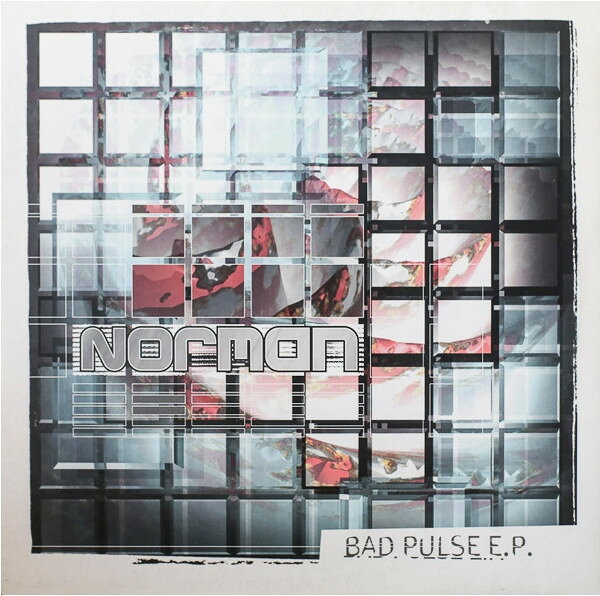 ・アーティスト Norman ・タイトル Bad Pulse E.P. ・レーベル・型番 Suck Me Plasma SUCK53 ・フォーマット 12インチレコード ・コンディション(盤) 非常に良い(EX) ・コンディション(ジャケット) 良い (VG+) ・コンディション(帯) オビなし ・特記事項 サンプル画像です。実際の商品の画像ではありません 商品写真はバーコード/カタログ番号に対応したサンプル画像ですので、お送りする商品の画像ではありません。帯やライナーなどの付属品は、特記事項に記載されている場合のみ含まれます。プロモやカラーレコードなどの仕様についても、該当する場合のみ特記事項に記載しています。 【ご購入前に必ずご確認ください】 ・本店サイト(www.recordcity.jp)とは価格、送料が違います ・本店サイト、その他支店のオーダーとは同梱発送できません ・注文確定後に別の注文を頂いた場合、注文同士の同梱は致しかねます。 ・別倉庫から発送しているため、店頭受け渡しは対応しておりません ・一部商品は他の通販サイトでも販売しているため、ご注文のタイミングによっては商品のご用意ができない場合がございます。 ・土日祝日はお休みです 金曜・祝前日9時以降のご連絡またはご入金は、返答または発送が週明け・祝日明けに順次対応となります。 ・ご購入後のキャンセル不可 ご購入後のキャンセルはいかなる理由においてもお受けできません。ご了承の上、ご購入くださいませ。 ・日本郵便(ゆうパック/ゆうメール)によるお届けになります。 ・中古品であることをご理解ください 当ストアでは中古商品を主に販売しております。中古品であることをご理解の上ご購入ください。また、一部商品はRecordCityオンラインストアで試聴可能です。 ・返品について お客様のご都合による返品は一切承っておりません。 表記の内容と実際の商品に相違がある場合、また針飛び等で返品・返金をご希望される場合は、商品の到着後1週間以内にご連絡ください。商品の返送をこちらで確認後、キャンセル・返金を行います。 コンディションVG以下の商品は返品できません。プレイに影響のない表面のこすれ傷、プレス起因のノイズ盤は返品の対象外です。 【コンディション表記】 ・ほぼ新品(M-)(Like New) 完全な新品。未使用。当店ではほぼ使用しません ・非常に良い(EX)(Excellent) 中古盤として美品な状態。わずかな経年を感じるものの傷みを感じさせない、当店基準で最高の状態 ・良い(VG+)(Very Good Plus) 丁寧に扱われた中古品で、軽い使用感がみられる。 ・可(VG)(Acceptable) 使い込まれた中古品で、「良い」よりもさらに使用感がみられる。 ・悪い(VG-)(Bad) 状態が悪いアイテム。使用の保障はなく、再生不可、針飛び、目立つノイズがあるかもしれない。状態によるクレーム不可。返品不可。 ・非常に悪い(G)(Very Bad) 「悪い」よりさらに状態が悪いアイテム。使用の保障はなく、再生不可、針飛び、目立つノイズがあるかもしれない。状態によるクレーム不可。返品不可。 ・ジャンク(Fair)(Junk/Fair) 割れている、反っている、水ダメージがある、カビ、ジャケットが分離している、ひどい書き込み、ひどい擦れなど最低の状態。使用の保障はなく、再生不可、針飛び、目立つノイズがあるかもしれない。状態によるクレーム不可。返品不可。 ・ジャンク(Poor)(Junk/Poor) 割れている、反っている、水ダメージがある、カビ、ジャケットが分離している、ひどい書き込み、ひどい擦れなど最低の状態。使用の保障はなく、再生不可、針飛び、目立つノイズがあるかもしれない。状態によるクレーム不可。返品不可。
