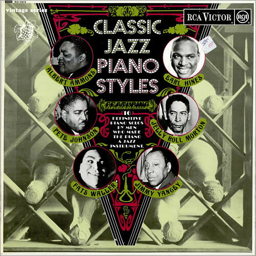 ・アーティスト Various ・タイトル Classic Jazz Piano Styles ・レーベル・型番 RCA Victor RD7915 ・フォーマット LPレコード ・コンディション(盤) 良い (VG+) ・コンディション(ジャケット) 良い (VG+) ・コンディション(帯) オビなし ・特記事項 サンプル画像です。実際の商品の画像ではありません 商品写真はバーコード/カタログ番号に対応したサンプル画像ですので、お送りする商品の画像ではありません。帯やライナーなどの付属品は、特記事項に記載されている場合のみ含まれます。プロモやカラーレコードなどの仕様についても、該当する場合のみ特記事項に記載しています。 【ご購入前に必ずご確認ください】 ・本店サイト(www.recordcity.jp)とは価格、送料が違います ・本店サイト、その他支店のオーダーとは同梱発送できません ・注文確定後に別の注文を頂いた場合、注文同士の同梱は致しかねます。 ・別倉庫から発送しているため、店頭受け渡しは対応しておりません ・一部商品は他の通販サイトでも販売しているため、ご注文のタイミングによっては商品のご用意ができない場合がございます。 ・土日祝日はお休みです 金曜・祝前日9時以降のご連絡またはご入金は、返答または発送が週明け・祝日明けに順次対応となります。 ・ご購入後のキャンセル不可 ご購入後のキャンセルはいかなる理由においてもお受けできません。ご了承の上、ご購入くださいませ。 ・日本郵便(ゆうパック/ゆうメール)によるお届けになります。 ・中古品であることをご理解ください 当ストアでは中古商品を主に販売しております。中古品であることをご理解の上ご購入ください。また、一部商品はRecordCityオンラインストアで試聴可能です。 ・返品について お客様のご都合による返品は一切承っておりません。 表記の内容と実際の商品に相違がある場合、また針飛び等で返品・返金をご希望される場合は、商品の到着後1週間以内にご連絡ください。商品の返送をこちらで確認後、キャンセル・返金を行います。 コンディションVG以下の商品は返品できません。プレイに影響のない表面のこすれ傷、プレス起因のノイズ盤は返品の対象外です。 【コンディション表記】 ・ほぼ新品(M-)(Like New) 完全な新品。未使用。当店ではほぼ使用しません ・非常に良い(EX)(Excellent) 中古盤として美品な状態。わずかな経年を感じるものの傷みを感じさせない、当店基準で最高の状態 ・良い(VG+)(Very Good Plus) 丁寧に扱われた中古品で、軽い使用感がみられる。 ・可(VG)(Acceptable) 使い込まれた中古品で、「良い」よりもさらに使用感がみられる。 ・悪い(VG-)(Bad) 状態が悪いアイテム。使用の保障はなく、再生不可、針飛び、目立つノイズがあるかもしれない。状態によるクレーム不可。返品不可。 ・非常に悪い(G)(Very Bad) 「悪い」よりさらに状態が悪いアイテム。使用の保障はなく、再生不可、針飛び、目立つノイズがあるかもしれない。状態によるクレーム不可。返品不可。 ・ジャンク(Fair)(Junk/Fair) 割れている、反っている、水ダメージがある、カビ、ジャケットが分離している、ひどい書き込み、ひどい擦れなど最低の状態。使用の保障はなく、再生不可、針飛び、目立つノイズがあるかもしれない。状態によるクレーム不可。返品不可。 ・ジャンク(Poor)(Junk/Poor) 割れている、反っている、水ダメージがある、カビ、ジャケットが分離している、ひどい書き込み、ひどい擦れなど最低の状態。使用の保障はなく、再生不可、針飛び、目立つノイズがあるかもしれない。状態によるクレーム不可。返品不可。