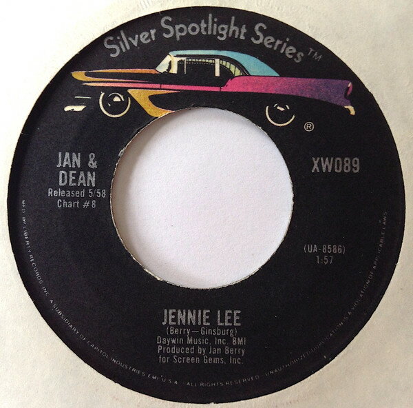 ・アーティスト Jan & Dean ・タイトル Jennie Lee / Baby Talk ・レーベル・型番 Capitol Records XW089 ・フォーマット 7インチレコード ・コンディション(盤) 良い (VG+) ・コンディション(ジャケット) プレインカバー（元ジャケット／カバー無し） ・コンディション(帯) オビなし ・特記事項 【盤に浅い跡】 サンプル画像です。実際の商品の画像ではありません 商品写真はバーコード/カタログ番号に対応したサンプル画像ですので、お送りする商品の画像ではありません。帯やライナーなどの付属品は、特記事項に記載されている場合のみ含まれます。プロモやカラーレコードなどの仕様についても、該当する場合のみ特記事項に記載しています。 【ご購入前に必ずご確認ください】 ・本店サイト(www.recordcity.jp)とは価格、送料が違います ・本店サイト、その他支店のオーダーとは同梱発送できません ・注文確定後に別の注文を頂いた場合、注文同士の同梱は致しかねます。 ・別倉庫から発送しているため、店頭受け渡しは対応しておりません ・一部商品は他の通販サイトでも販売しているため、ご注文のタイミングによっては商品のご用意ができない場合がございます。 ・土日祝日はお休みです 金曜・祝前日9時以降のご連絡またはご入金は、返答または発送が週明け・祝日明けに順次対応となります。 ・ご購入後のキャンセル不可 ご購入後のキャンセルはいかなる理由においてもお受けできません。ご了承の上、ご購入くださいませ。 ・日本郵便(ゆうパック/ゆうメール)によるお届けになります。 ・中古品であることをご理解ください 当ストアでは中古商品を主に販売しております。中古品であることをご理解の上ご購入ください。また、一部商品はRecordCityオンラインストアで試聴可能です。 ・返品について お客様のご都合による返品は一切承っておりません。 表記の内容と実際の商品に相違がある場合、また針飛び等で返品・返金をご希望される場合は、商品の到着後1週間以内にご連絡ください。商品の返送をこちらで確認後、キャンセル・返金を行います。 コンディションVG以下の商品は返品できません。プレイに影響のない表面のこすれ傷、プレス起因のノイズ盤は返品の対象外です。 【コンディション表記】 ・ほぼ新品(M-)(Like New) 完全な新品。未使用。当店ではほぼ使用しません ・非常に良い(EX)(Excellent) 中古盤として美品な状態。わずかな経年を感じるものの傷みを感じさせない、当店基準で最高の状態 ・良い(VG+)(Very Good Plus) 丁寧に扱われた中古品で、軽い使用感がみられる。 ・可(VG)(Acceptable) 使い込まれた中古品で、「良い」よりもさらに使用感がみられる。 ・悪い(VG-)(Bad) 状態が悪いアイテム。使用の保障はなく、再生不可、針飛び、目立つノイズがあるかもしれない。状態によるクレーム不可。返品不可。 ・非常に悪い(G)(Very Bad) 「悪い」よりさらに状態が悪いアイテム。使用の保障はなく、再生不可、針飛び、目立つノイズがあるかもしれない。状態によるクレーム不可。返品不可。 ・ジャンク(Fair)(Junk/Fair) 割れている、反っている、水ダメージがある、カビ、ジャケットが分離している、ひどい書き込み、ひどい擦れなど最低の状態。使用の保障はなく、再生不可、針飛び、目立つノイズがあるかもしれない。状態によるクレーム不可。返品不可。 ・ジャンク(Poor)(Junk/Poor) 割れている、反っている、水ダメージがある、カビ、ジャケットが分離している、ひどい書き込み、ひどい擦れなど最低の状態。使用の保障はなく、再生不可、針飛び、目立つノイズがあるかもしれない。状態によるクレーム不可。返品不可。