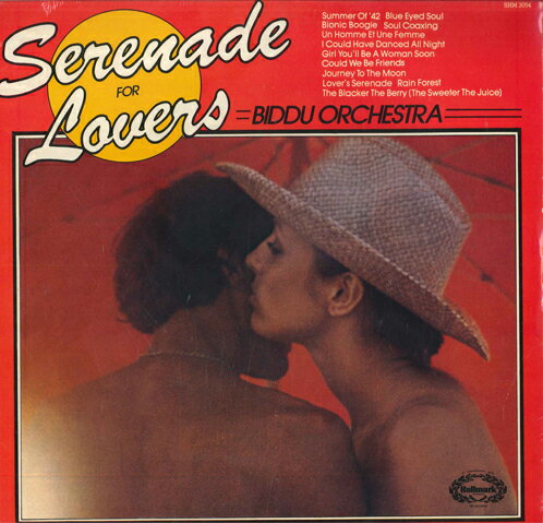 ・アーティスト Biddu Orchestra ・タイトル Serenade For Lovers ・レーベル Hallmark Records SHM3054 ・フォーマット LPレコード ・コンディション(盤) 新品 (M) ・コンディション(ジャケット) ・コンディション(帯) オビなし ・特記事項 サンプル画像です。実際の商品の画像ではありません 商品写真はバーコード/カタログ番号に対応したサンプル画像ですので、お送りする商品の画像ではありません。帯やライナーなどの付属品は、特記事項に記載されている場合のみ含まれます。プロモやカラーレコードなどの仕様についても、該当する場合のみ特記事項に記載しています。 【ご購入前に必ずご確認ください】 ・本店サイト(www.recordcity.jp)とは価格、送料が違います ・本店サイト、その他支店のオーダーとは同梱発送できません ・別倉庫から発送しているため、店頭受け渡しは対応しておりません ・一部商品は他の通販サイトでも販売しているため、ご注文のタイミングによっては商品のご用意ができない場合がございます。 ・土日祝日はお休みです 金曜・祝前日9時以降のご連絡またはご入金は、返答または発送が週明け・祝日明けに順次対応となります。 ・ご購入後のキャンセル不可 ご購入後のキャンセルはいかなる理由においてもお受けできません。ご了承の上、ご購入くださいませ。 ・日本郵便(ゆうパック/ゆうメール)によるお届けになります。 ・中古品であることをご理解ください 当ストアではお客様よりお譲りいただいた中古商品を主に販売しております。中古品であることをご理解の上ご購入ください。また、一部商品はRecordCityオンラインストアで試聴可能です。 ・返品について お客様のご都合による返品は一切承っておりません。 表記の内容と実際の商品に相違がある場合、また針飛び等で返品・返金をご希望される場合は、商品の到着後1週間以内にご連絡ください。商品の返送をこちらで確認後、キャンセル・返金を行います。 コンディションVG以下の商品は返品できません。プレイに影響のない表面のこすれ傷、プレス起因のノイズ盤は返品の対象外です。 【コンディション表記】 ・ほぼ新品(M-)(Like New) 完全な新品。未使用。当店ではほぼ使用しません ・非常に良い(EX)(Excellent) 中古盤として美品な状態。わずかな経年を感じるものの傷みを感じさせない、当店基準で最高の状態 ・良い(VG+)(Very Good Plus) 丁寧に扱われた中古品で、軽い使用感がみられる。 ・可(VG)(Acceptable) 使い込まれた中古品で、「良い」よりもさらに使用感がみられる。 ・悪い(VG-)(Bad) 状態が悪いアイテム。使用の保障はなく、再生不可、針飛び、目立つノイズがあるかもしれない。状態によるクレーム不可。返品不可。 ・非常に悪い(G)(Very Bad) 「悪い」よりさらに状態が悪いアイテム。使用の保障はなく、再生不可、針飛び、目立つノイズがあるかもしれない。状態によるクレーム不可。返品不可。 ・ジャンク(Fair)(Junk/Fair) 割れている、反っている、水ダメージがある、カビ、ジャケットが分離している、ひどい書き込み、ひどい擦れなど最低の状態。使用の保障はなく、再生不可、針飛び、目立つノイズがあるかもしれない。状態によるクレーム不可。返品不可。 ・ジャンク(Poor)(Junk/Poor) 割れている、反っている、水ダメージがある、カビ、ジャケットが分離している、ひどい書き込み、ひどい擦れなど最低の状態。使用の保障はなく、再生不可、針飛び、目立つノイズがあるかもしれない。状態によるクレーム不可。返品不可。