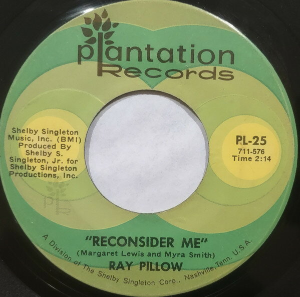 ・アーティスト Ray Pillow ・タイトル Doors Of Love ・レーベル・型番 PLANTATION PL25 ・フォーマット 7インチレコード ・コンディション(盤) 良い (VG+) ・コンディション(ジャケット) プレインカバー（元ジャケット／カバー無し） ・コンディション(帯) オビなし ・特記事項 【盤に薄い跡】【カンパニースリーブ】 サンプル画像です。実際の商品の画像ではありません 商品写真はバーコード/カタログ番号に対応したサンプル画像ですので、お送りする商品の画像ではありません。帯やライナーなどの付属品は、特記事項に記載されている場合のみ含まれます。プロモやカラーレコードなどの仕様についても、該当する場合のみ特記事項に記載しています。 【ご購入前に必ずご確認ください】 ・本店サイト(www.recordcity.jp)とは価格、送料が違います ・本店サイト、その他支店のオーダーとは同梱発送できません ・注文確定後に別の注文を頂いた場合、注文同士の同梱は致しかねます。 ・別倉庫から発送しているため、店頭受け渡しは対応しておりません ・一部商品は他の通販サイトでも販売しているため、ご注文のタイミングによっては商品のご用意ができない場合がございます。 ・土日祝日はお休みです 金曜・祝前日9時以降のご連絡またはご入金は、返答または発送が週明け・祝日明けに順次対応となります。 ・ご購入後のキャンセル不可 ご購入後のキャンセルはいかなる理由においてもお受けできません。ご了承の上、ご購入くださいませ。 ・日本郵便(ゆうパック/ゆうメール)によるお届けになります。 ・中古品であることをご理解ください 当ストアでは中古商品を主に販売しております。中古品であることをご理解の上ご購入ください。また、一部商品はRecordCityオンラインストアで試聴可能です。 ・返品について お客様のご都合による返品は一切承っておりません。 表記の内容と実際の商品に相違がある場合、また針飛び等で返品・返金をご希望される場合は、商品の到着後1週間以内にご連絡ください。商品の返送をこちらで確認後、キャンセル・返金を行います。 コンディションVG以下の商品は返品できません。プレイに影響のない表面のこすれ傷、プレス起因のノイズ盤は返品の対象外です。 【コンディション表記】 ・ほぼ新品(M-)(Like New) 完全な新品。未使用。当店ではほぼ使用しません ・非常に良い(EX)(Excellent) 中古盤として美品な状態。わずかな経年を感じるものの傷みを感じさせない、当店基準で最高の状態 ・良い(VG+)(Very Good Plus) 丁寧に扱われた中古品で、軽い使用感がみられる。 ・可(VG)(Acceptable) 使い込まれた中古品で、「良い」よりもさらに使用感がみられる。 ・悪い(VG-)(Bad) 状態が悪いアイテム。使用の保障はなく、再生不可、針飛び、目立つノイズがあるかもしれない。状態によるクレーム不可。返品不可。 ・非常に悪い(G)(Very Bad) 「悪い」よりさらに状態が悪いアイテム。使用の保障はなく、再生不可、針飛び、目立つノイズがあるかもしれない。状態によるクレーム不可。返品不可。 ・ジャンク(Fair)(Junk/Fair) 割れている、反っている、水ダメージがある、カビ、ジャケットが分離している、ひどい書き込み、ひどい擦れなど最低の状態。使用の保障はなく、再生不可、針飛び、目立つノイズがあるかもしれない。状態によるクレーム不可。返品不可。 ・ジャンク(Poor)(Junk/Poor) 割れている、反っている、水ダメージがある、カビ、ジャケットが分離している、ひどい書き込み、ひどい擦れなど最低の状態。使用の保障はなく、再生不可、針飛び、目立つノイズがあるかもしれない。状態によるクレーム不可。返品不可。