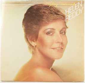 ・アーティスト Helen Reddy ・タイトル Play Me Out ・レーベル MCA Records MCF3115 ・フォーマット LPレコード ・コンディション(盤) 良い (VG+) ・コンディション(ジャケット) 可 (VG) ・コンディション(帯) オビなし ・特記事項 【カバーに目立つ染み】 サンプル画像です。実際の商品の画像ではありません 商品写真はバーコード/カタログ番号に対応したサンプル画像ですので、お送りする商品の画像ではありません。帯やライナーなどの付属品は、特記事項に記載されている場合のみ含まれます。プロモやカラーレコードなどの仕様についても、該当する場合のみ特記事項に記載しています。 【ご購入前に必ずご確認ください】 ・本店サイト(www.recordcity.jp)とは価格、送料が違います ・本店サイト、その他支店のオーダーとは同梱発送できません ・別倉庫から発送しているため、店頭受け渡しは対応しておりません ・一部商品は他の通販サイトでも販売しているため、ご注文のタイミングによっては商品のご用意ができない場合がございます。 ・土日祝日はお休みです 金曜・祝前日9時以降のご連絡またはご入金は、返答または発送が週明け・祝日明けに順次対応となります。 ・ご購入後のキャンセル不可 ご購入後のキャンセルはいかなる理由においてもお受けできません。ご了承の上、ご購入くださいませ。 ・日本郵便(ゆうパック/ゆうメール)によるお届けになります。 ・中古品であることをご理解ください 当ストアではお客様よりお譲りいただいた中古商品を主に販売しております。中古品であることをご理解の上ご購入ください。また、一部商品はRecordCityオンラインストアで試聴可能です。 ・返品について お客様のご都合による返品は一切承っておりません。 表記の内容と実際の商品に相違がある場合、また針飛び等で返品・返金をご希望される場合は、商品の到着後1週間以内にご連絡ください。商品の返送をこちらで確認後、キャンセル・返金を行います。 コンディションVG以下の商品は返品できません。プレイに影響のない表面のこすれ傷、プレス起因のノイズ盤は返品の対象外です。 【コンディション表記】 ・ほぼ新品(M-)(Like New) 完全な新品。未使用。当店ではほぼ使用しません ・非常に良い(EX)(Excellent) 中古盤として美品な状態。わずかな経年を感じるものの傷みを感じさせない、当店基準で最高の状態 ・良い(VG+)(Very Good Plus) 丁寧に扱われた中古品で、軽い使用感がみられる。 ・可(VG)(Acceptable) 使い込まれた中古品で、「良い」よりもさらに使用感がみられる。 ・悪い(VG-)(Bad) 状態が悪いアイテム。使用の保障はなく、再生不可、針飛び、目立つノイズがあるかもしれない。状態によるクレーム不可。返品不可。 ・非常に悪い(G)(Very Bad) 「悪い」よりさらに状態が悪いアイテム。使用の保障はなく、再生不可、針飛び、目立つノイズがあるかもしれない。状態によるクレーム不可。返品不可。 ・ジャンク(Fair)(Junk/Fair) 割れている、反っている、水ダメージがある、カビ、ジャケットが分離している、ひどい書き込み、ひどい擦れなど最低の状態。使用の保障はなく、再生不可、針飛び、目立つノイズがあるかもしれない。状態によるクレーム不可。返品不可。 ・ジャンク(Poor)(Junk/Poor) 割れている、反っている、水ダメージがある、カビ、ジャケットが分離している、ひどい書き込み、ひどい擦れなど最低の状態。使用の保障はなく、再生不可、針飛び、目立つノイズがあるかもしれない。状態によるクレーム不可。返品不可。