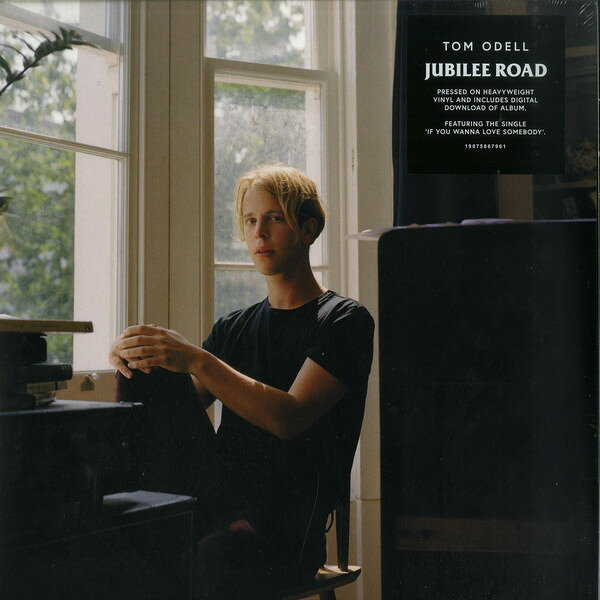 ・アーティスト Tom Odell ・タイトル Jubilee Road ・レーベル・型番 Columbia, Sony Music 19075867961 ・フォーマット LPレコード ・コンディション(盤) 新品 (M) ・コンディション(ジャケット) 新品 (M) ・コンディション(帯) オビなし ・特記事項 【未開封】 サンプル画像です。実際の商品の画像ではありません 商品写真はバーコード/カタログ番号に対応したサンプル画像ですので、お送りする商品の画像ではありません。帯やライナーなどの付属品は、特記事項に記載されている場合のみ含まれます。プロモやカラーレコードなどの仕様についても、該当する場合のみ特記事項に記載しています。 【ご購入前に必ずご確認ください】 ・本店サイト(www.recordcity.jp)とは価格、送料が違います ・本店サイト、その他支店のオーダーとは同梱発送できません ・注文確定後に別の注文を頂いた場合、注文同士の同梱は致しかねます。 ・別倉庫から発送しているため、店頭受け渡しは対応しておりません ・一部商品は他の通販サイトでも販売しているため、ご注文のタイミングによっては商品のご用意ができない場合がございます。 ・土日祝日はお休みです 金曜・祝前日9時以降のご連絡またはご入金は、返答または発送が週明け・祝日明けに順次対応となります。 ・ご購入後のキャンセル不可 ご購入後のキャンセルはいかなる理由においてもお受けできません。ご了承の上、ご購入くださいませ。 ・日本郵便(ゆうパック/ゆうメール)によるお届けになります。 ・中古品であることをご理解ください 当ストアでは中古商品を主に販売しております。中古品であることをご理解の上ご購入ください。また、一部商品はRecordCityオンラインストアで試聴可能です。 ・返品について お客様のご都合による返品は一切承っておりません。 表記の内容と実際の商品に相違がある場合、また針飛び等で返品・返金をご希望される場合は、商品の到着後1週間以内にご連絡ください。商品の返送をこちらで確認後、キャンセル・返金を行います。 コンディションVG以下の商品は返品できません。プレイに影響のない表面のこすれ傷、プレス起因のノイズ盤は返品の対象外です。 【コンディション表記】 ・ほぼ新品(M-)(Like New) 完全な新品。未使用。当店ではほぼ使用しません ・非常に良い(EX)(Excellent) 中古盤として美品な状態。わずかな経年を感じるものの傷みを感じさせない、当店基準で最高の状態 ・良い(VG+)(Very Good Plus) 丁寧に扱われた中古品で、軽い使用感がみられる。 ・可(VG)(Acceptable) 使い込まれた中古品で、「良い」よりもさらに使用感がみられる。 ・悪い(VG-)(Bad) 状態が悪いアイテム。使用の保障はなく、再生不可、針飛び、目立つノイズがあるかもしれない。状態によるクレーム不可。返品不可。 ・非常に悪い(G)(Very Bad) 「悪い」よりさらに状態が悪いアイテム。使用の保障はなく、再生不可、針飛び、目立つノイズがあるかもしれない。状態によるクレーム不可。返品不可。 ・ジャンク(Fair)(Junk/Fair) 割れている、反っている、水ダメージがある、カビ、ジャケットが分離している、ひどい書き込み、ひどい擦れなど最低の状態。使用の保障はなく、再生不可、針飛び、目立つノイズがあるかもしれない。状態によるクレーム不可。返品不可。 ・ジャンク(Poor)(Junk/Poor) 割れている、反っている、水ダメージがある、カビ、ジャケットが分離している、ひどい書き込み、ひどい擦れなど最低の状態。使用の保障はなく、再生不可、針飛び、目立つノイズがあるかもしれない。状態によるクレーム不可。返品不可。