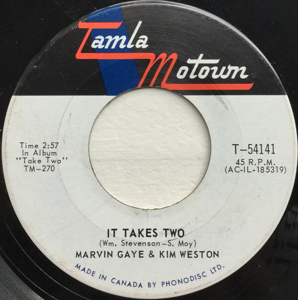 ・アーティスト Marvin Gaye & Kim Weston ・タイトル It Takes Two / It's Got To Be A Miracle ・レーベル・型番 TAMLA MOTOWN T54141 ・フォーマット 7インチレコード ・コンディション(盤) 良い (VG+) ・コンディション(ジャケット) プレインカバー（元ジャケット／カバー無し） ・コンディション(帯) オビなし ・特記事項 【盤に浅い跡】【盤に小さいキズ】 サンプル画像です。実際の商品の画像ではありません 商品写真はバーコード/カタログ番号に対応したサンプル画像ですので、お送りする商品の画像ではありません。帯やライナーなどの付属品は、特記事項に記載されている場合のみ含まれます。プロモやカラーレコードなどの仕様についても、該当する場合のみ特記事項に記載しています。 【ご購入前に必ずご確認ください】 ・本店サイト(www.recordcity.jp)とは価格、送料が違います ・本店サイト、その他支店のオーダーとは同梱発送できません ・注文確定後に別の注文を頂いた場合、注文同士の同梱は致しかねます。 ・別倉庫から発送しているため、店頭受け渡しは対応しておりません ・一部商品は他の通販サイトでも販売しているため、ご注文のタイミングによっては商品のご用意ができない場合がございます。 ・土日祝日はお休みです 金曜・祝前日9時以降のご連絡またはご入金は、返答または発送が週明け・祝日明けに順次対応となります。 ・ご購入後のキャンセル不可 ご購入後のキャンセルはいかなる理由においてもお受けできません。ご了承の上、ご購入くださいませ。 ・日本郵便(ゆうパック/ゆうメール)によるお届けになります。 ・中古品であることをご理解ください 当ストアでは中古商品を主に販売しております。中古品であることをご理解の上ご購入ください。また、一部商品はRecordCityオンラインストアで試聴可能です。 ・返品について お客様のご都合による返品は一切承っておりません。 表記の内容と実際の商品に相違がある場合、また針飛び等で返品・返金をご希望される場合は、商品の到着後1週間以内にご連絡ください。商品の返送をこちらで確認後、キャンセル・返金を行います。 コンディションVG以下の商品は返品できません。プレイに影響のない表面のこすれ傷、プレス起因のノイズ盤は返品の対象外です。 【コンディション表記】 ・ほぼ新品(M-)(Like New) 完全な新品。未使用。当店ではほぼ使用しません ・非常に良い(EX)(Excellent) 中古盤として美品な状態。わずかな経年を感じるものの傷みを感じさせない、当店基準で最高の状態 ・良い(VG+)(Very Good Plus) 丁寧に扱われた中古品で、軽い使用感がみられる。 ・可(VG)(Acceptable) 使い込まれた中古品で、「良い」よりもさらに使用感がみられる。 ・悪い(VG-)(Bad) 状態が悪いアイテム。使用の保障はなく、再生不可、針飛び、目立つノイズがあるかもしれない。状態によるクレーム不可。返品不可。 ・非常に悪い(G)(Very Bad) 「悪い」よりさらに状態が悪いアイテム。使用の保障はなく、再生不可、針飛び、目立つノイズがあるかもしれない。状態によるクレーム不可。返品不可。 ・ジャンク(Fair)(Junk/Fair) 割れている、反っている、水ダメージがある、カビ、ジャケットが分離している、ひどい書き込み、ひどい擦れなど最低の状態。使用の保障はなく、再生不可、針飛び、目立つノイズがあるかもしれない。状態によるクレーム不可。返品不可。 ・ジャンク(Poor)(Junk/Poor) 割れている、反っている、水ダメージがある、カビ、ジャケットが分離している、ひどい書き込み、ひどい擦れなど最低の状態。使用の保障はなく、再生不可、針飛び、目立つノイズがあるかもしれない。状態によるクレーム不可。返品不可。
