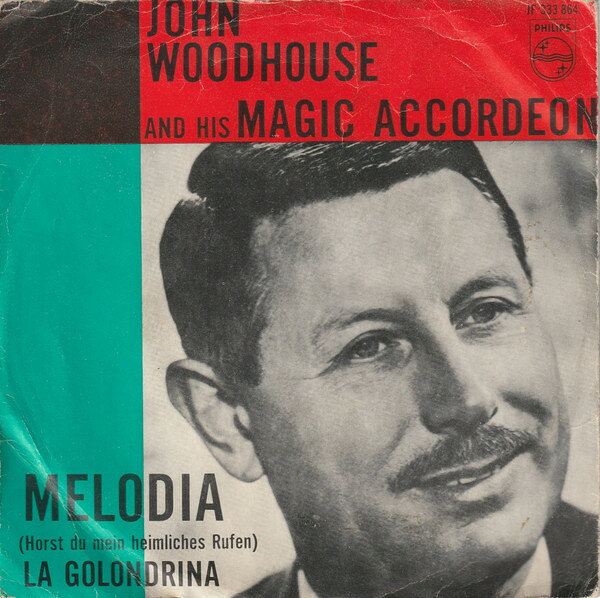 ・アーティスト John Woodhouse ・タイトル Melodia ・レーベル・型番 Philips 333864 ・フォーマット 7インチレコード ・コンディション(盤) 良い (VG+) ・コンディション(ジャケット) プレインカバー（元ジャケット／カバー無し） ・コンディション(帯) オビなし ・特記事項 サンプル画像です。実際の商品の画像ではありません 商品写真はバーコード/カタログ番号に対応したサンプル画像ですので、お送りする商品の画像ではありません。帯やライナーなどの付属品は、特記事項に記載されている場合のみ含まれます。プロモやカラーレコードなどの仕様についても、該当する場合のみ特記事項に記載しています。 【ご購入前に必ずご確認ください】 ・本店サイト(www.recordcity.jp)とは価格、送料が違います ・本店サイト、その他支店のオーダーとは同梱発送できません ・注文確定後に別の注文を頂いた場合、注文同士の同梱は致しかねます。 ・別倉庫から発送しているため、店頭受け渡しは対応しておりません ・一部商品は他の通販サイトでも販売しているため、ご注文のタイミングによっては商品のご用意ができない場合がございます。 ・土日祝日はお休みです 金曜・祝前日9時以降のご連絡またはご入金は、返答または発送が週明け・祝日明けに順次対応となります。 ・ご購入後のキャンセル不可 ご購入後のキャンセルはいかなる理由においてもお受けできません。ご了承の上、ご購入くださいませ。 ・日本郵便(ゆうパック/ゆうメール)によるお届けになります。 ・中古品であることをご理解ください 当ストアでは中古商品を主に販売しております。中古品であることをご理解の上ご購入ください。また、一部商品はRecordCityオンラインストアで試聴可能です。 ・返品について お客様のご都合による返品は一切承っておりません。 表記の内容と実際の商品に相違がある場合、また針飛び等で返品・返金をご希望される場合は、商品の到着後1週間以内にご連絡ください。商品の返送をこちらで確認後、キャンセル・返金を行います。 コンディションVG以下の商品は返品できません。プレイに影響のない表面のこすれ傷、プレス起因のノイズ盤は返品の対象外です。 【コンディション表記】 ・ほぼ新品(M-)(Like New) 完全な新品。未使用。当店ではほぼ使用しません ・非常に良い(EX)(Excellent) 中古盤として美品な状態。わずかな経年を感じるものの傷みを感じさせない、当店基準で最高の状態 ・良い(VG+)(Very Good Plus) 丁寧に扱われた中古品で、軽い使用感がみられる。 ・可(VG)(Acceptable) 使い込まれた中古品で、「良い」よりもさらに使用感がみられる。 ・悪い(VG-)(Bad) 状態が悪いアイテム。使用の保障はなく、再生不可、針飛び、目立つノイズがあるかもしれない。状態によるクレーム不可。返品不可。 ・非常に悪い(G)(Very Bad) 「悪い」よりさらに状態が悪いアイテム。使用の保障はなく、再生不可、針飛び、目立つノイズがあるかもしれない。状態によるクレーム不可。返品不可。 ・ジャンク(Fair)(Junk/Fair) 割れている、反っている、水ダメージがある、カビ、ジャケットが分離している、ひどい書き込み、ひどい擦れなど最低の状態。使用の保障はなく、再生不可、針飛び、目立つノイズがあるかもしれない。状態によるクレーム不可。返品不可。 ・ジャンク(Poor)(Junk/Poor) 割れている、反っている、水ダメージがある、カビ、ジャケットが分離している、ひどい書き込み、ひどい擦れなど最低の状態。使用の保障はなく、再生不可、針飛び、目立つノイズがあるかもしれない。状態によるクレーム不可。返品不可。