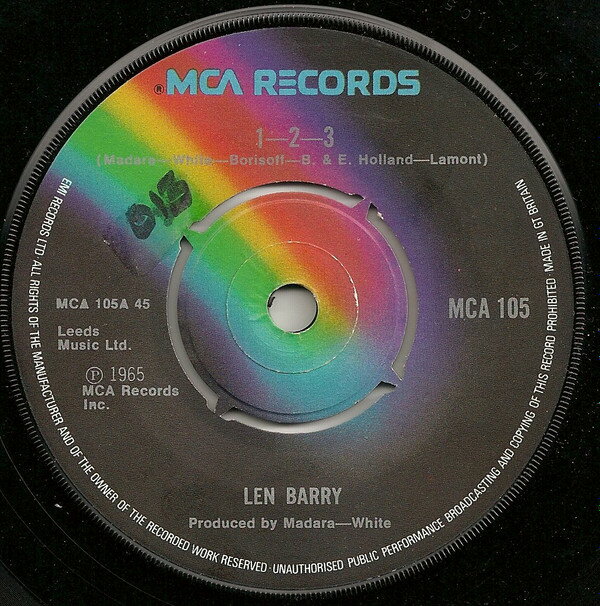 ・アーティスト Len Barry ・タイトル 1-2-3 ・レーベル・型番 MCA Records MCA105 ・フォーマット 7インチレコード ・コンディション(盤) 非常に良い(EX) ・コンディション(ジャケット) プレインカバー（元ジャケット／カバー無し） ・コンディション(帯) オビなし ・特記事項 【レーベルにシール付着】 サンプル画像です。実際の商品の画像ではありません 商品写真はバーコード/カタログ番号に対応したサンプル画像ですので、お送りする商品の画像ではありません。帯やライナーなどの付属品は、特記事項に記載されている場合のみ含まれます。プロモやカラーレコードなどの仕様についても、該当する場合のみ特記事項に記載しています。 【ご購入前に必ずご確認ください】 ・本店サイト(www.recordcity.jp)とは価格、送料が違います ・本店サイト、その他支店のオーダーとは同梱発送できません ・注文確定後に別の注文を頂いた場合、注文同士の同梱は致しかねます。 ・別倉庫から発送しているため、店頭受け渡しは対応しておりません ・一部商品は他の通販サイトでも販売しているため、ご注文のタイミングによっては商品のご用意ができない場合がございます。 ・土日祝日はお休みです 金曜・祝前日9時以降のご連絡またはご入金は、返答または発送が週明け・祝日明けに順次対応となります。 ・ご購入後のキャンセル不可 ご購入後のキャンセルはいかなる理由においてもお受けできません。ご了承の上、ご購入くださいませ。 ・日本郵便(ゆうパック/ゆうメール)によるお届けになります。 ・中古品であることをご理解ください 当ストアでは中古商品を主に販売しております。中古品であることをご理解の上ご購入ください。また、一部商品はRecordCityオンラインストアで試聴可能です。 ・返品について お客様のご都合による返品は一切承っておりません。 表記の内容と実際の商品に相違がある場合、また針飛び等で返品・返金をご希望される場合は、商品の到着後1週間以内にご連絡ください。商品の返送をこちらで確認後、キャンセル・返金を行います。 コンディションVG以下の商品は返品できません。プレイに影響のない表面のこすれ傷、プレス起因のノイズ盤は返品の対象外です。 【コンディション表記】 ・ほぼ新品(M-)(Like New) 完全な新品。未使用。当店ではほぼ使用しません ・非常に良い(EX)(Excellent) 中古盤として美品な状態。わずかな経年を感じるものの傷みを感じさせない、当店基準で最高の状態 ・良い(VG+)(Very Good Plus) 丁寧に扱われた中古品で、軽い使用感がみられる。 ・可(VG)(Acceptable) 使い込まれた中古品で、「良い」よりもさらに使用感がみられる。 ・悪い(VG-)(Bad) 状態が悪いアイテム。使用の保障はなく、再生不可、針飛び、目立つノイズがあるかもしれない。状態によるクレーム不可。返品不可。 ・非常に悪い(G)(Very Bad) 「悪い」よりさらに状態が悪いアイテム。使用の保障はなく、再生不可、針飛び、目立つノイズがあるかもしれない。状態によるクレーム不可。返品不可。 ・ジャンク(Fair)(Junk/Fair) 割れている、反っている、水ダメージがある、カビ、ジャケットが分離している、ひどい書き込み、ひどい擦れなど最低の状態。使用の保障はなく、再生不可、針飛び、目立つノイズがあるかもしれない。状態によるクレーム不可。返品不可。 ・ジャンク(Poor)(Junk/Poor) 割れている、反っている、水ダメージがある、カビ、ジャケットが分離している、ひどい書き込み、ひどい擦れなど最低の状態。使用の保障はなく、再生不可、針飛び、目立つノイズがあるかもしれない。状態によるクレーム不可。返品不可。
