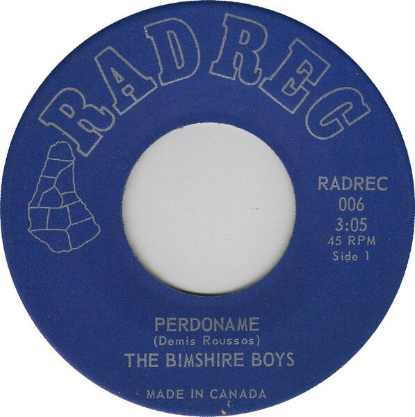 ・アーティスト Bimshire Boys ・タイトル Perdoname ・レーベル・型番 Radrec RADREC006 ・フォーマット 7インチレコード ・コンディション(盤) 可 (VG) ・コンディション(ジャケット) ・コンディション(帯) オビなし ・特記事項 【盤に短いヘアライン】【vg+/SEW】 サンプル画像です。実際の商品の画像ではありません 商品写真はバーコード/カタログ番号に対応したサンプル画像ですので、お送りする商品の画像ではありません。帯やライナーなどの付属品は、特記事項に記載されている場合のみ含まれます。プロモやカラーレコードなどの仕様についても、該当する場合のみ特記事項に記載しています。 【ご購入前に必ずご確認ください】 ・本店サイト(www.recordcity.jp)とは価格、送料が違います ・本店サイト、その他支店のオーダーとは同梱発送できません ・注文確定後に別の注文を頂いた場合、注文同士の同梱は致しかねます。 ・別倉庫から発送しているため、店頭受け渡しは対応しておりません ・一部商品は他の通販サイトでも販売しているため、ご注文のタイミングによっては商品のご用意ができない場合がございます。 ・土日祝日はお休みです 金曜・祝前日9時以降のご連絡またはご入金は、返答または発送が週明け・祝日明けに順次対応となります。 ・ご購入後のキャンセル不可 ご購入後のキャンセルはいかなる理由においてもお受けできません。ご了承の上、ご購入くださいませ。 ・日本郵便(ゆうパック/ゆうメール)によるお届けになります。 ・中古品であることをご理解ください 当ストアでは中古商品を主に販売しております。中古品であることをご理解の上ご購入ください。また、一部商品はRecordCityオンラインストアで試聴可能です。 ・返品について お客様のご都合による返品は一切承っておりません。 表記の内容と実際の商品に相違がある場合、また針飛び等で返品・返金をご希望される場合は、商品の到着後1週間以内にご連絡ください。商品の返送をこちらで確認後、キャンセル・返金を行います。 コンディションVG以下の商品は返品できません。プレイに影響のない表面のこすれ傷、プレス起因のノイズ盤は返品の対象外です。 【コンディション表記】 ・ほぼ新品(M-)(Like New) 完全な新品。未使用。当店ではほぼ使用しません ・非常に良い(EX)(Excellent) 中古盤として美品な状態。わずかな経年を感じるものの傷みを感じさせない、当店基準で最高の状態 ・良い(VG+)(Very Good Plus) 丁寧に扱われた中古品で、軽い使用感がみられる。 ・可(VG)(Acceptable) 使い込まれた中古品で、「良い」よりもさらに使用感がみられる。 ・悪い(VG-)(Bad) 状態が悪いアイテム。使用の保障はなく、再生不可、針飛び、目立つノイズがあるかもしれない。状態によるクレーム不可。返品不可。 ・非常に悪い(G)(Very Bad) 「悪い」よりさらに状態が悪いアイテム。使用の保障はなく、再生不可、針飛び、目立つノイズがあるかもしれない。状態によるクレーム不可。返品不可。 ・ジャンク(Fair)(Junk/Fair) 割れている、反っている、水ダメージがある、カビ、ジャケットが分離している、ひどい書き込み、ひどい擦れなど最低の状態。使用の保障はなく、再生不可、針飛び、目立つノイズがあるかもしれない。状態によるクレーム不可。返品不可。 ・ジャンク(Poor)(Junk/Poor) 割れている、反っている、水ダメージがある、カビ、ジャケットが分離している、ひどい書き込み、ひどい擦れなど最低の状態。使用の保障はなく、再生不可、針飛び、目立つノイズがあるかもしれない。状態によるクレーム不可。返品不可。