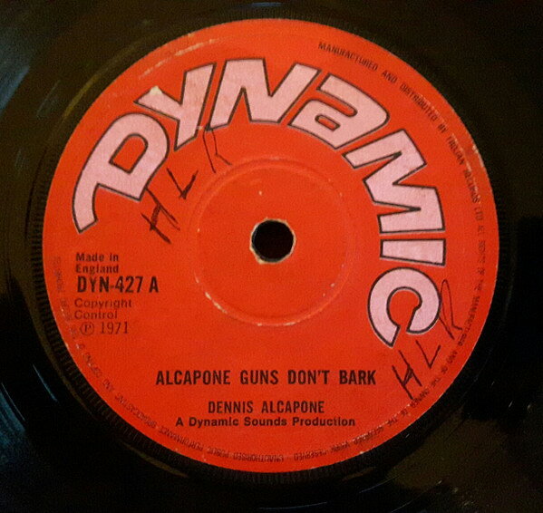 【中古】英7” Dennis Alcapone Alcapone Guns Dont Bark DYN427 Dynamic Sounds /00080