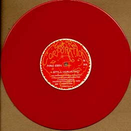 ・アーティスト Mr Cheddie K / Lovel Workman / Caroline Williams (2) / Max de Wardener / Katarina Lobeck ・タイトル As I Was Walking / Still Walking ・レーベル・型番 Mystic Red Corporation MRC8801 ・フォーマット 10インチレコード ・コンディション(盤) 良い (VG+) ・コンディション(ジャケット) 良い (VG+) ・コンディション(帯) オビなし ・特記事項 【カバーに軽い擦れ】【カラー盤（レッド）】 サンプル画像です。実際の商品の画像ではありません 商品写真はバーコード/カタログ番号に対応したサンプル画像ですので、お送りする商品の画像ではありません。帯やライナーなどの付属品は、特記事項に記載されている場合のみ含まれます。プロモやカラーレコードなどの仕様についても、該当する場合のみ特記事項に記載しています。 【ご購入前に必ずご確認ください】 ・本店サイト(www.recordcity.jp)とは価格、送料が違います ・本店サイト、その他支店のオーダーとは同梱発送できません ・注文確定後に別の注文を頂いた場合、注文同士の同梱は致しかねます。 ・別倉庫から発送しているため、店頭受け渡しは対応しておりません ・一部商品は他の通販サイトでも販売しているため、ご注文のタイミングによっては商品のご用意ができない場合がございます。 ・土日祝日はお休みです 金曜・祝前日9時以降のご連絡またはご入金は、返答または発送が週明け・祝日明けに順次対応となります。 ・ご購入後のキャンセル不可 ご購入後のキャンセルはいかなる理由においてもお受けできません。ご了承の上、ご購入くださいませ。 ・日本郵便(ゆうパック/ゆうメール)によるお届けになります。 ・中古品であることをご理解ください 当ストアでは中古商品を主に販売しております。中古品であることをご理解の上ご購入ください。また、一部商品はRecordCityオンラインストアで試聴可能です。 ・返品について お客様のご都合による返品は一切承っておりません。 表記の内容と実際の商品に相違がある場合、また針飛び等で返品・返金をご希望される場合は、商品の到着後1週間以内にご連絡ください。商品の返送をこちらで確認後、キャンセル・返金を行います。 コンディションVG以下の商品は返品できません。プレイに影響のない表面のこすれ傷、プレス起因のノイズ盤は返品の対象外です。 【コンディション表記】 ・ほぼ新品(M-)(Like New) 完全な新品。未使用。当店ではほぼ使用しません ・非常に良い(EX)(Excellent) 中古盤として美品な状態。わずかな経年を感じるものの傷みを感じさせない、当店基準で最高の状態 ・良い(VG+)(Very Good Plus) 丁寧に扱われた中古品で、軽い使用感がみられる。 ・可(VG)(Acceptable) 使い込まれた中古品で、「良い」よりもさらに使用感がみられる。 ・悪い(VG-)(Bad) 状態が悪いアイテム。使用の保障はなく、再生不可、針飛び、目立つノイズがあるかもしれない。状態によるクレーム不可。返品不可。 ・非常に悪い(G)(Very Bad) 「悪い」よりさらに状態が悪いアイテム。使用の保障はなく、再生不可、針飛び、目立つノイズがあるかもしれない。状態によるクレーム不可。返品不可。 ・ジャンク(Fair)(Junk/Fair) 割れている、反っている、水ダメージがある、カビ、ジャケットが分離している、ひどい書き込み、ひどい擦れなど最低の状態。使用の保障はなく、再生不可、針飛び、目立つノイズがあるかもしれない。状態によるクレーム不可。返品不可。 ・ジャンク(Poor)(Junk/Poor) 割れている、反っている、水ダメージがある、カビ、ジャケットが分離している、ひどい書き込み、ひどい擦れなど最低の状態。使用の保障はなく、再生不可、針飛び、目立つノイズがあるかもしれない。状態によるクレーム不可。返品不可。