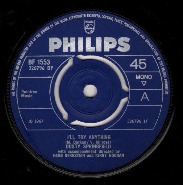 ・アーティスト Dusty Springfield ・タイトル I'll Try Anything ・レーベル・型番 Philips, Philips BF1553 ・フォーマット 7インチレコード ・コンディション(盤) 良い (VG+) ・コンディション(ジャケット) プレインカバー（元ジャケット／カバー無し） ・コンディション(帯) オビなし ・特記事項 【盤に薄い跡】【盤に小さいキズ】 サンプル画像です。実際の商品の画像ではありません 商品写真はバーコード/カタログ番号に対応したサンプル画像ですので、お送りする商品の画像ではありません。帯やライナーなどの付属品は、特記事項に記載されている場合のみ含まれます。プロモやカラーレコードなどの仕様についても、該当する場合のみ特記事項に記載しています。 【ご購入前に必ずご確認ください】 ・本店サイト(www.recordcity.jp)とは価格、送料が違います ・本店サイト、その他支店のオーダーとは同梱発送できません ・注文確定後に別の注文を頂いた場合、注文同士の同梱は致しかねます。 ・別倉庫から発送しているため、店頭受け渡しは対応しておりません ・一部商品は他の通販サイトでも販売しているため、ご注文のタイミングによっては商品のご用意ができない場合がございます。 ・土日祝日はお休みです 金曜・祝前日9時以降のご連絡またはご入金は、返答または発送が週明け・祝日明けに順次対応となります。 ・ご購入後のキャンセル不可 ご購入後のキャンセルはいかなる理由においてもお受けできません。ご了承の上、ご購入くださいませ。 ・日本郵便(ゆうパック/ゆうメール)によるお届けになります。 ・中古品であることをご理解ください 当ストアでは中古商品を主に販売しております。中古品であることをご理解の上ご購入ください。また、一部商品はRecordCityオンラインストアで試聴可能です。 ・返品について お客様のご都合による返品は一切承っておりません。 表記の内容と実際の商品に相違がある場合、また針飛び等で返品・返金をご希望される場合は、商品の到着後1週間以内にご連絡ください。商品の返送をこちらで確認後、キャンセル・返金を行います。 コンディションVG以下の商品は返品できません。プレイに影響のない表面のこすれ傷、プレス起因のノイズ盤は返品の対象外です。 【コンディション表記】 ・ほぼ新品(M-)(Like New) 完全な新品。未使用。当店ではほぼ使用しません ・非常に良い(EX)(Excellent) 中古盤として美品な状態。わずかな経年を感じるものの傷みを感じさせない、当店基準で最高の状態 ・良い(VG+)(Very Good Plus) 丁寧に扱われた中古品で、軽い使用感がみられる。 ・可(VG)(Acceptable) 使い込まれた中古品で、「良い」よりもさらに使用感がみられる。 ・悪い(VG-)(Bad) 状態が悪いアイテム。使用の保障はなく、再生不可、針飛び、目立つノイズがあるかもしれない。状態によるクレーム不可。返品不可。 ・非常に悪い(G)(Very Bad) 「悪い」よりさらに状態が悪いアイテム。使用の保障はなく、再生不可、針飛び、目立つノイズがあるかもしれない。状態によるクレーム不可。返品不可。 ・ジャンク(Fair)(Junk/Fair) 割れている、反っている、水ダメージがある、カビ、ジャケットが分離している、ひどい書き込み、ひどい擦れなど最低の状態。使用の保障はなく、再生不可、針飛び、目立つノイズがあるかもしれない。状態によるクレーム不可。返品不可。 ・ジャンク(Poor)(Junk/Poor) 割れている、反っている、水ダメージがある、カビ、ジャケットが分離している、ひどい書き込み、ひどい擦れなど最低の状態。使用の保障はなく、再生不可、針飛び、目立つノイズがあるかもしれない。状態によるクレーム不可。返品不可。